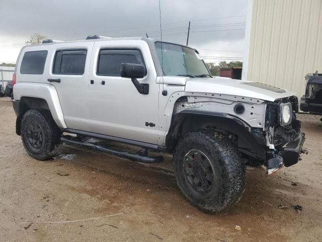 Photo 3 VIN: 5GTMNJEE8A8140371 - HUMMER H3 LUXURY 