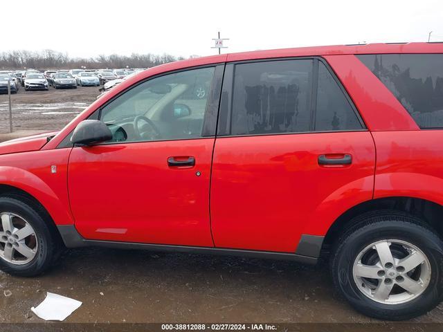 Photo 13 VIN: 5GZCZ23D25S800595 - SATURN VUE 