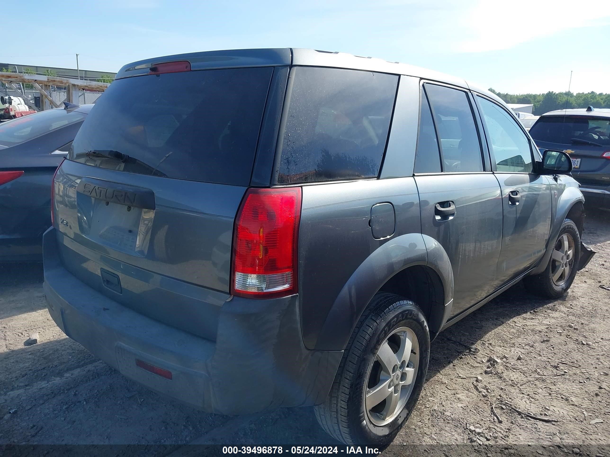 Photo 3 VIN: 5GZCZ23D45S866159 - SATURN VUE 