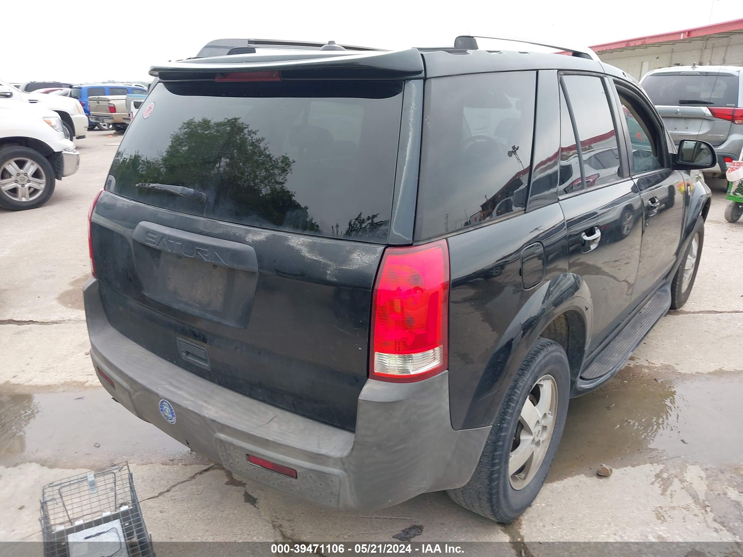 Photo 3 VIN: 5GZCZ33D05S840387 - SATURN VUE 