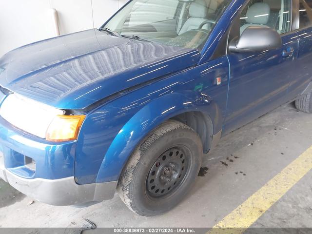 Photo 11 VIN: 5GZCZ33D05S867881 - SATURN VUE 