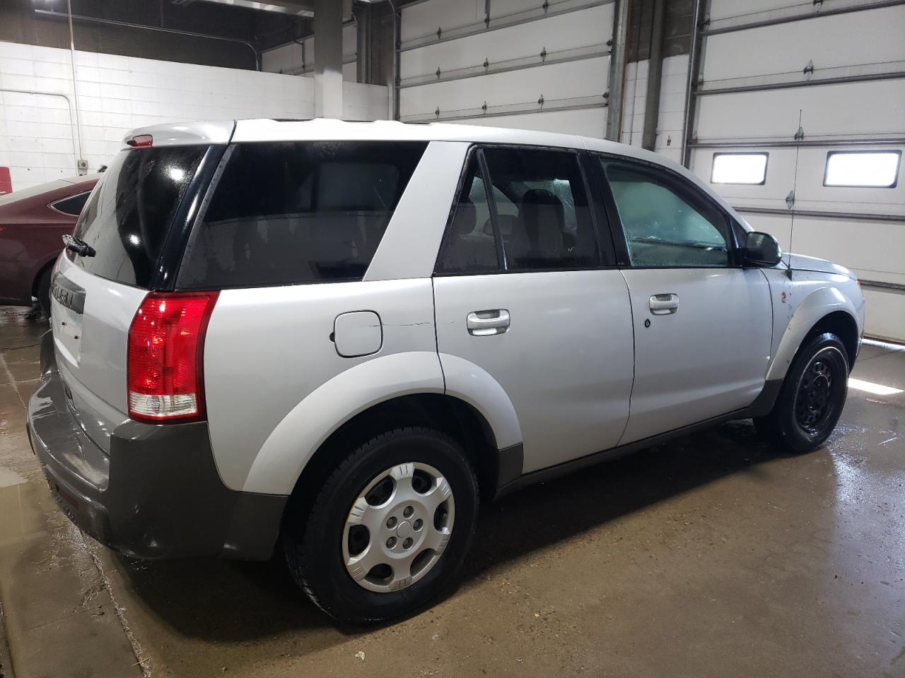 Photo 2 VIN: 5GZCZ33D75S830200 - SATURN VUE 