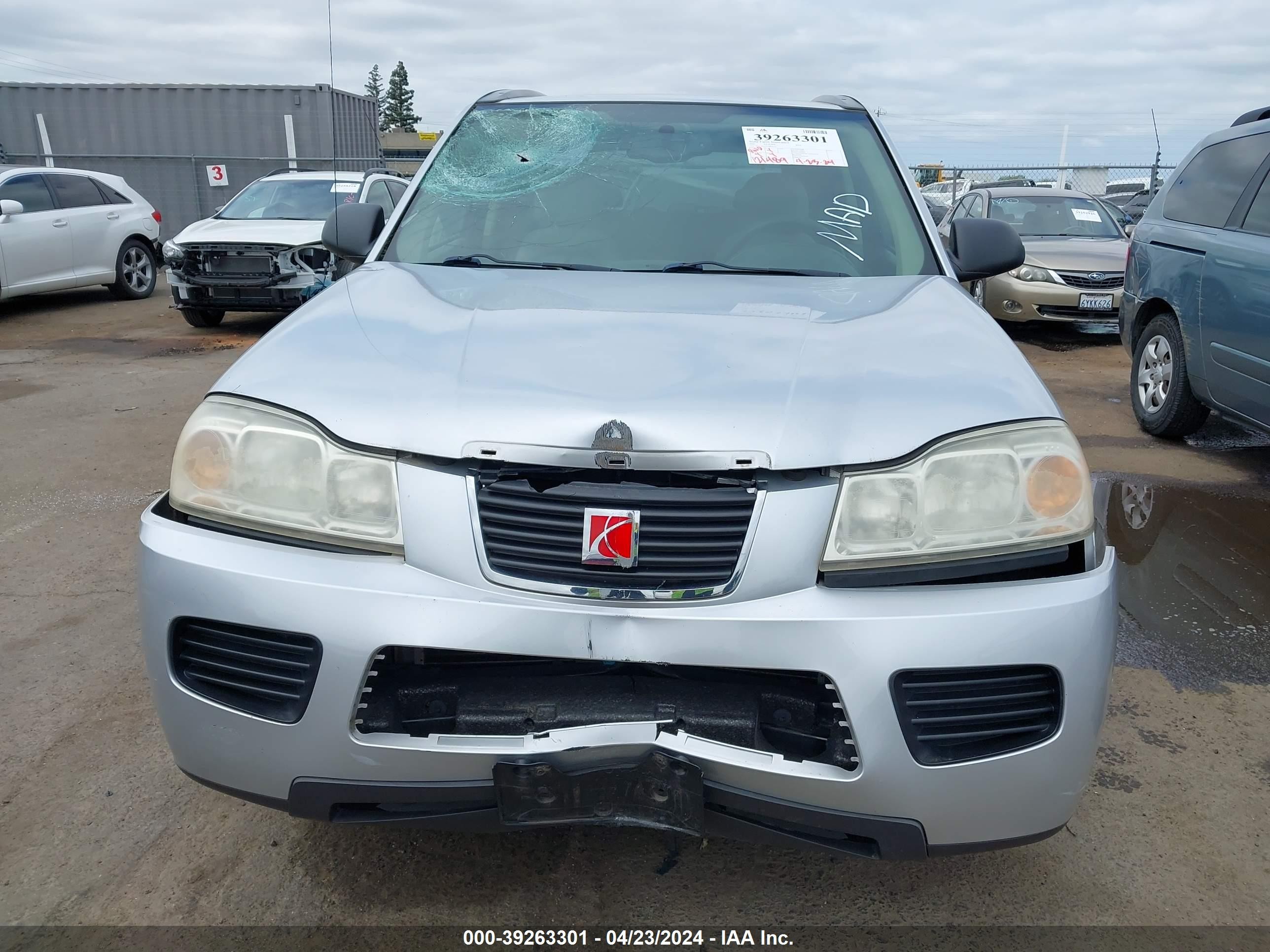 Photo 11 VIN: 5GZCZ33D77S856279 - SATURN VUE 