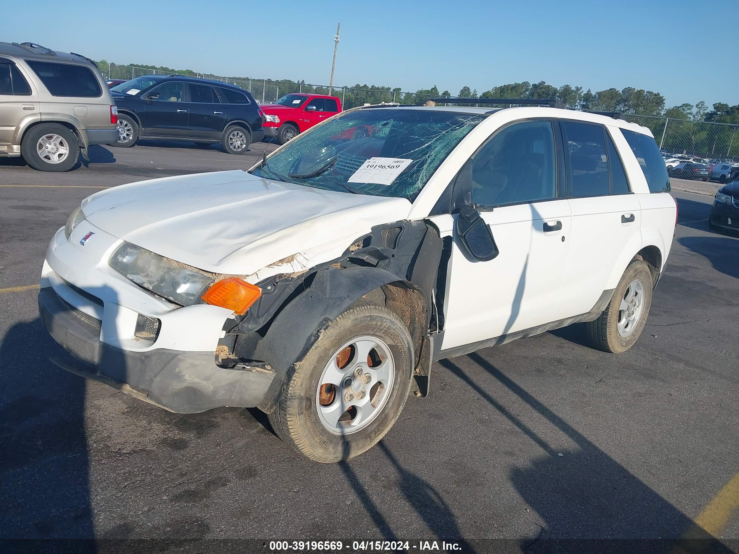 Photo 2 VIN: 5GZCZ33D94S821223 - SATURN VUE 