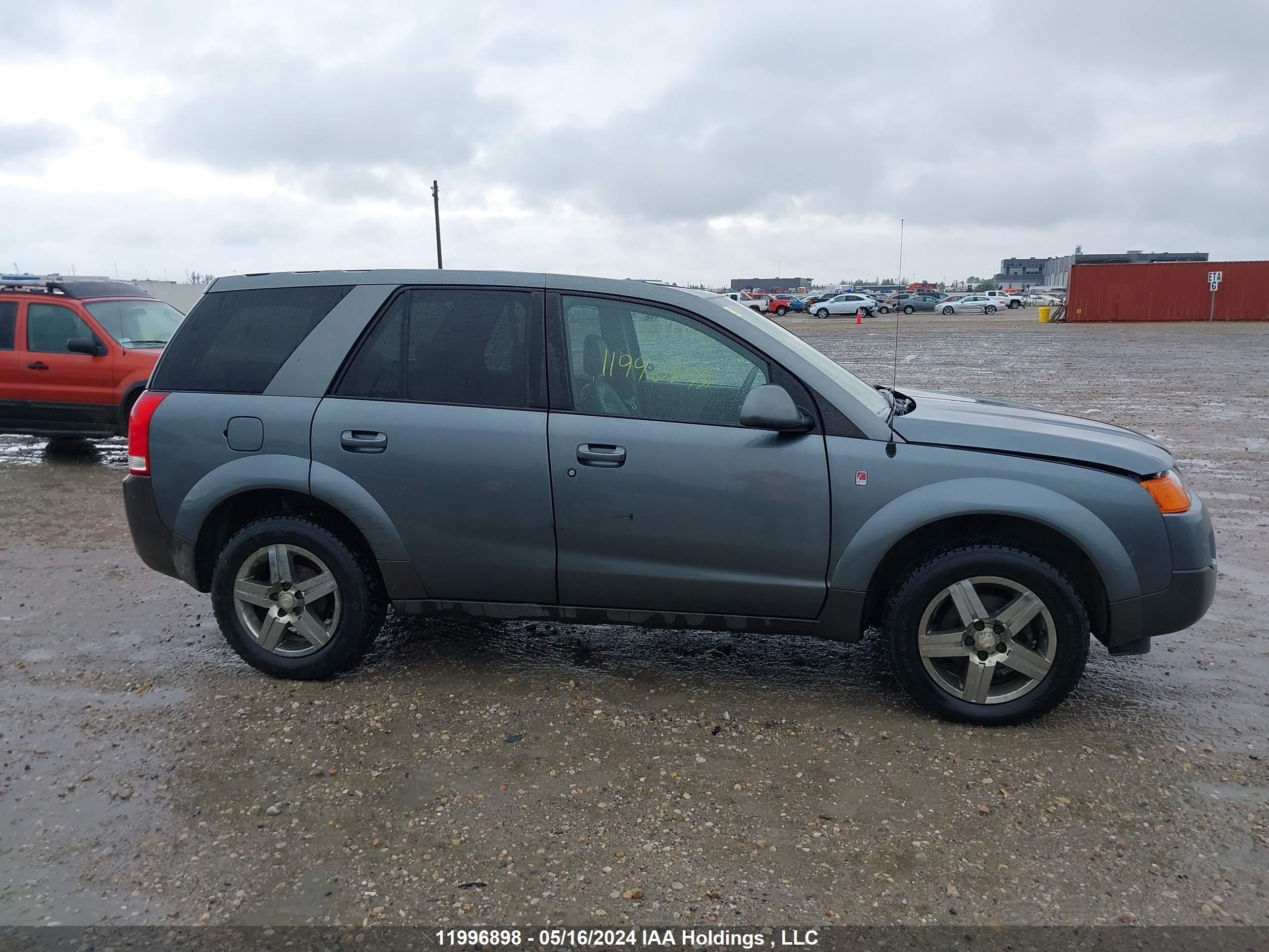 Photo 12 VIN: 5GZCZ53495S845941 - SATURN VUE 