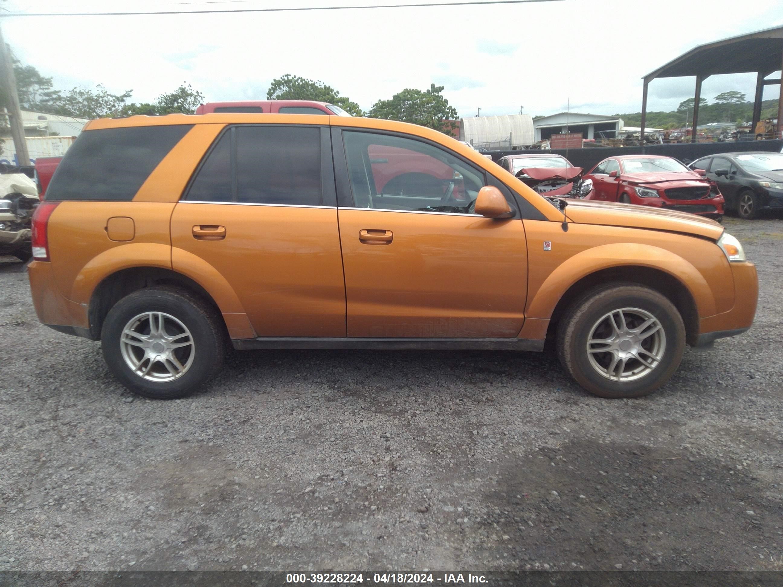 Photo 12 VIN: 5GZCZ534X6S818958 - SATURN VUE 