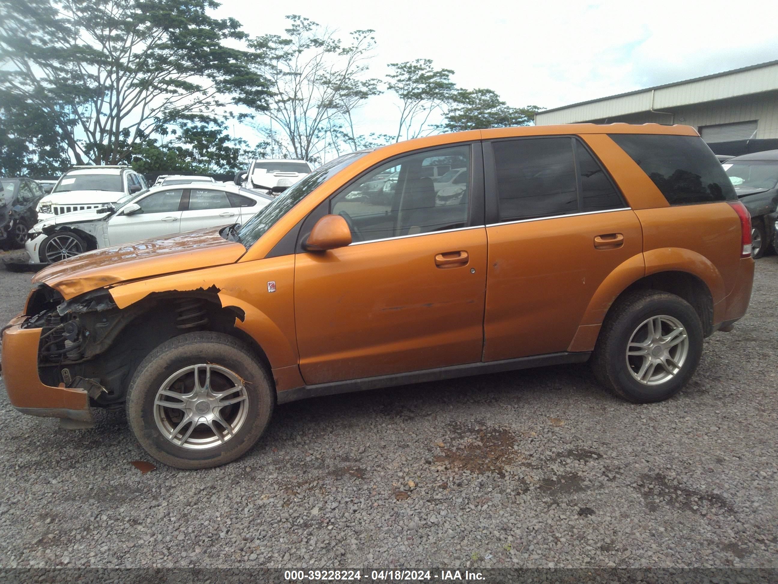 Photo 13 VIN: 5GZCZ534X6S818958 - SATURN VUE 