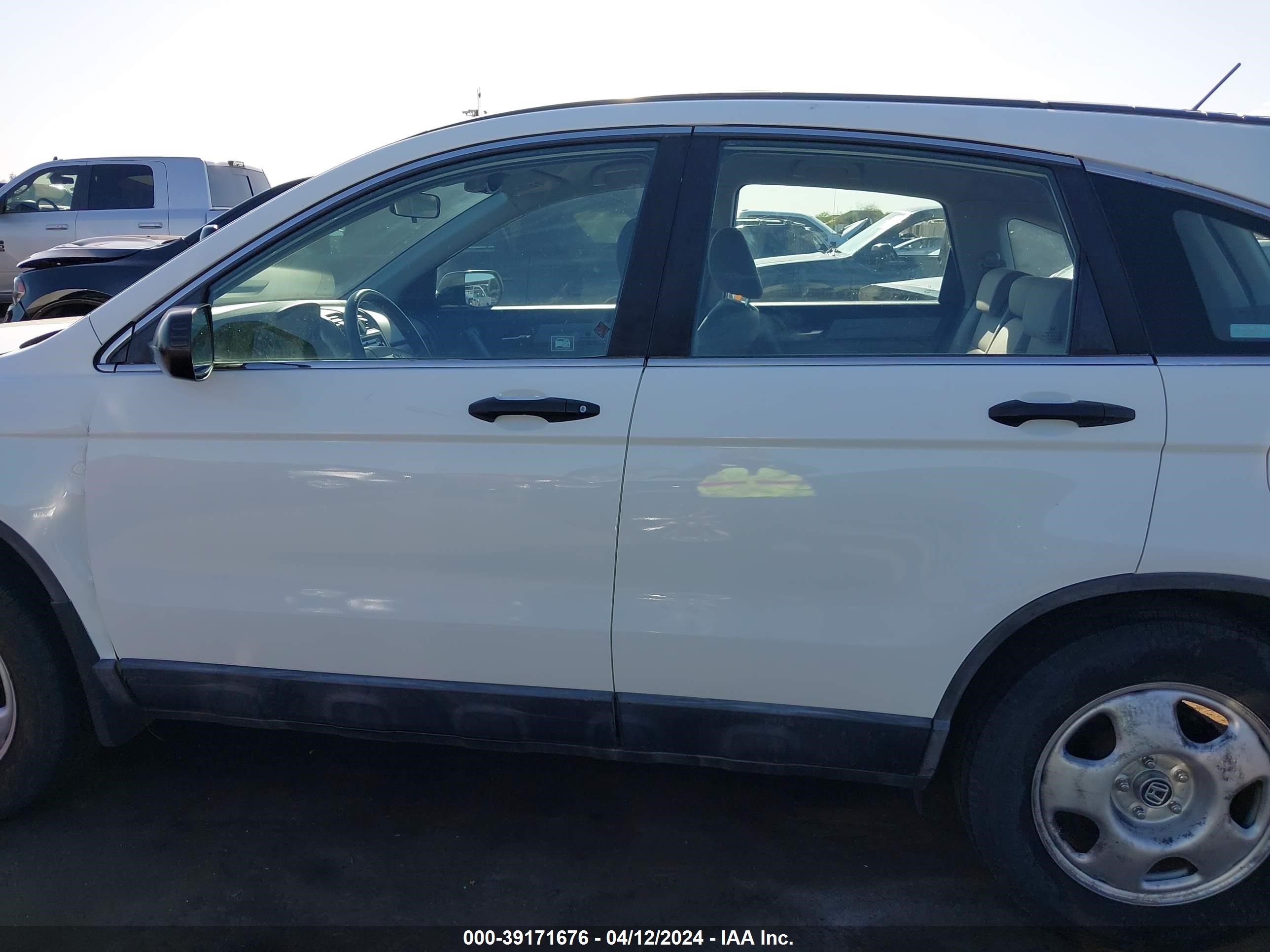 Photo 13 VIN: 5J6RE38399L004143 - HONDA CR-V 