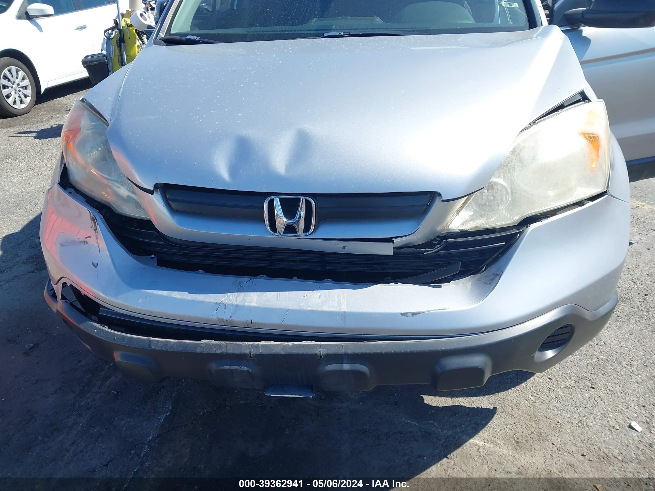 Photo 11 VIN: 5J6RE383X9L009240 - HONDA CR-V 