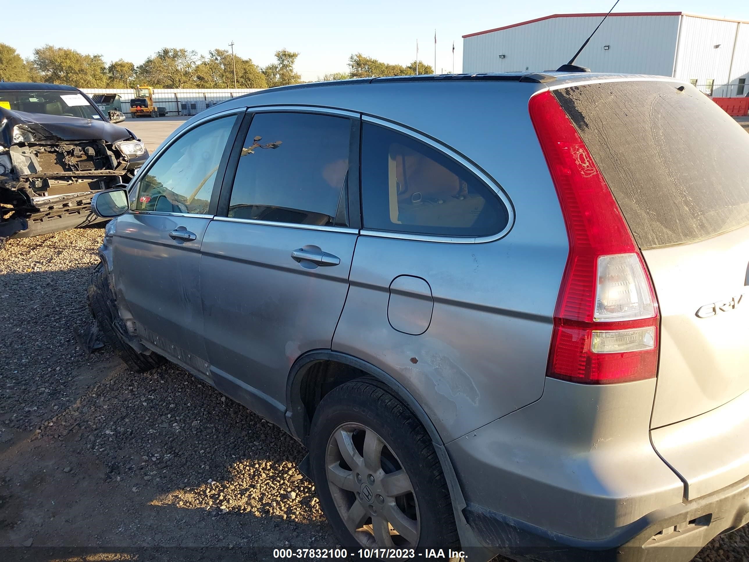 Photo 13 VIN: 5J6RE38738L003555 - HONDA CR-V 