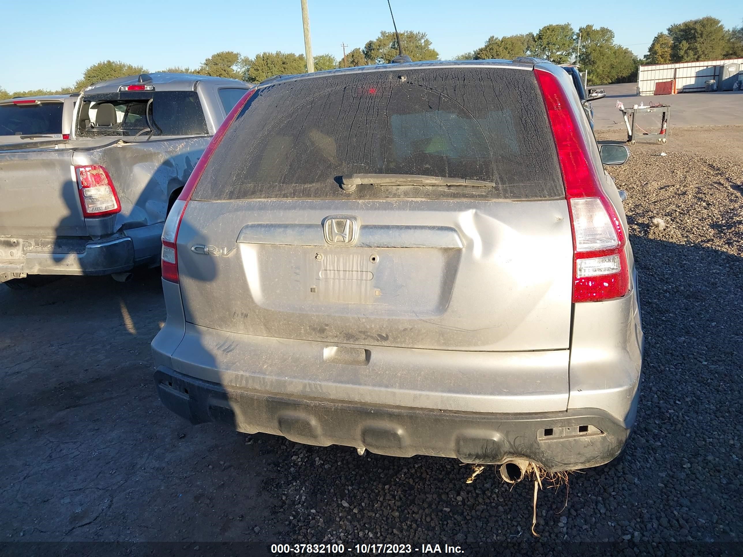 Photo 15 VIN: 5J6RE38738L003555 - HONDA CR-V 