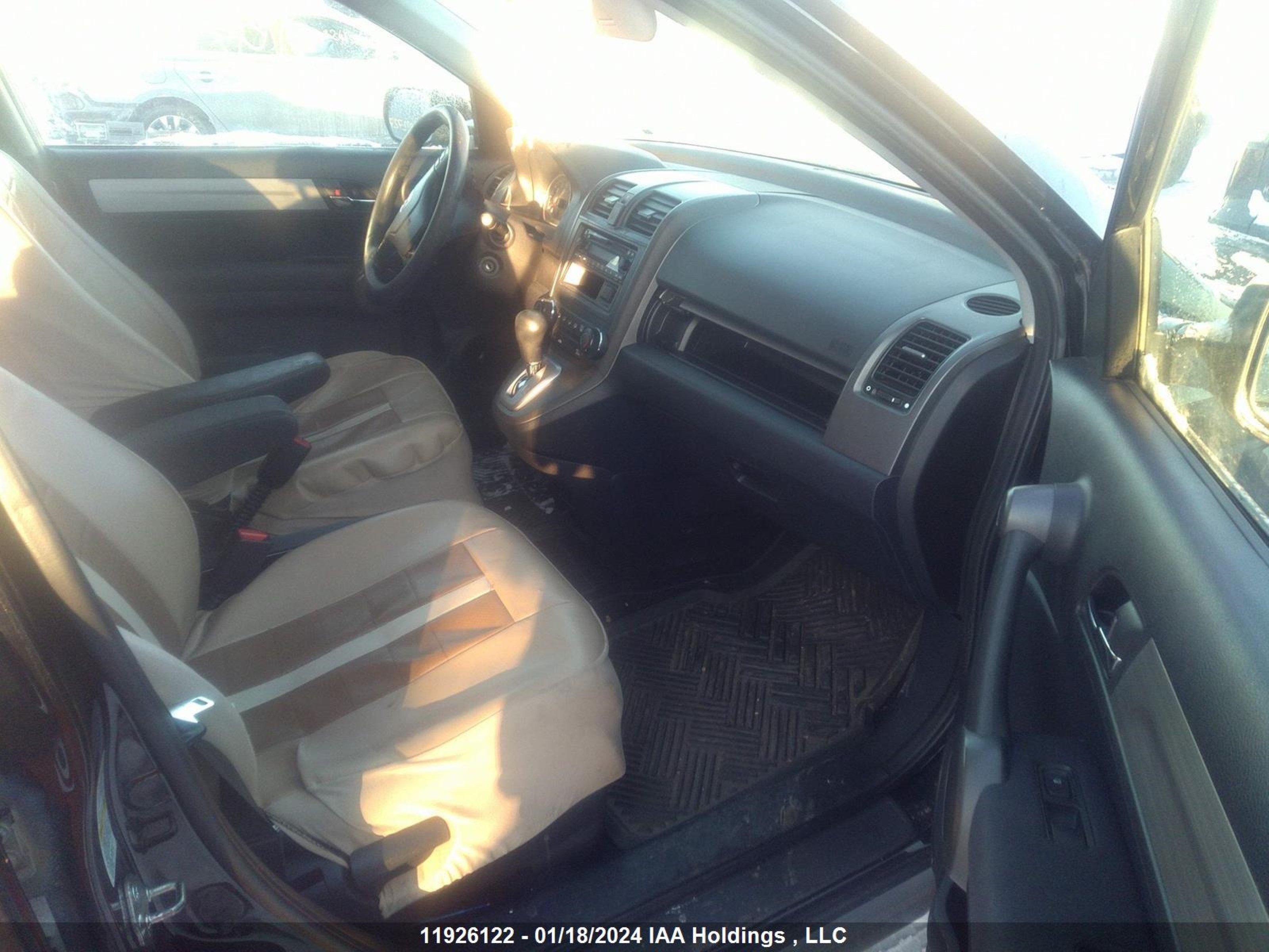 Photo 4 VIN: 5J6RE3H33AL800682 - HONDA CR-V 