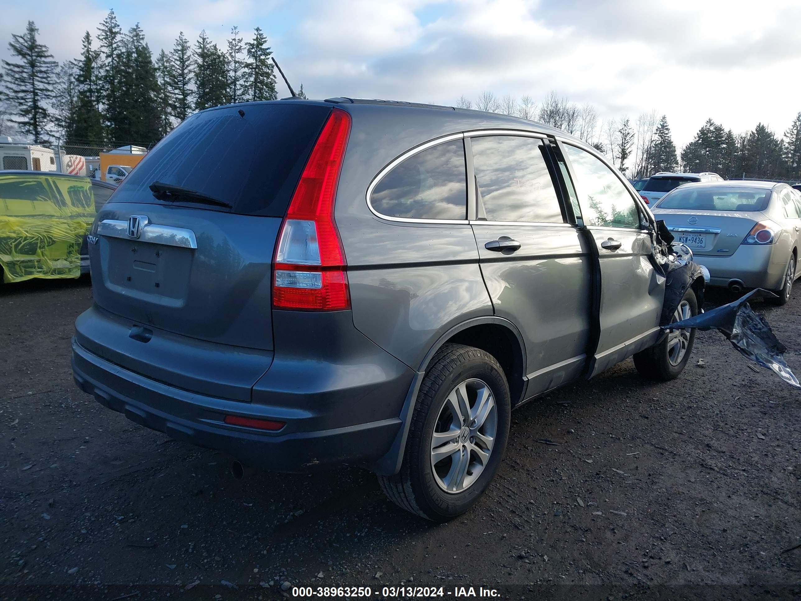 Photo 3 VIN: 5J6RE3H77AL006528 - HONDA CR-V 