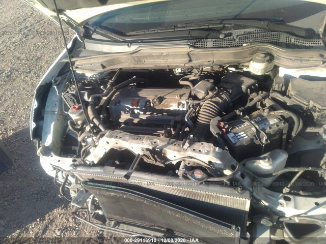 Photo 9 VIN: 5J6RE3H78AL000592 - HONDA CR-V 