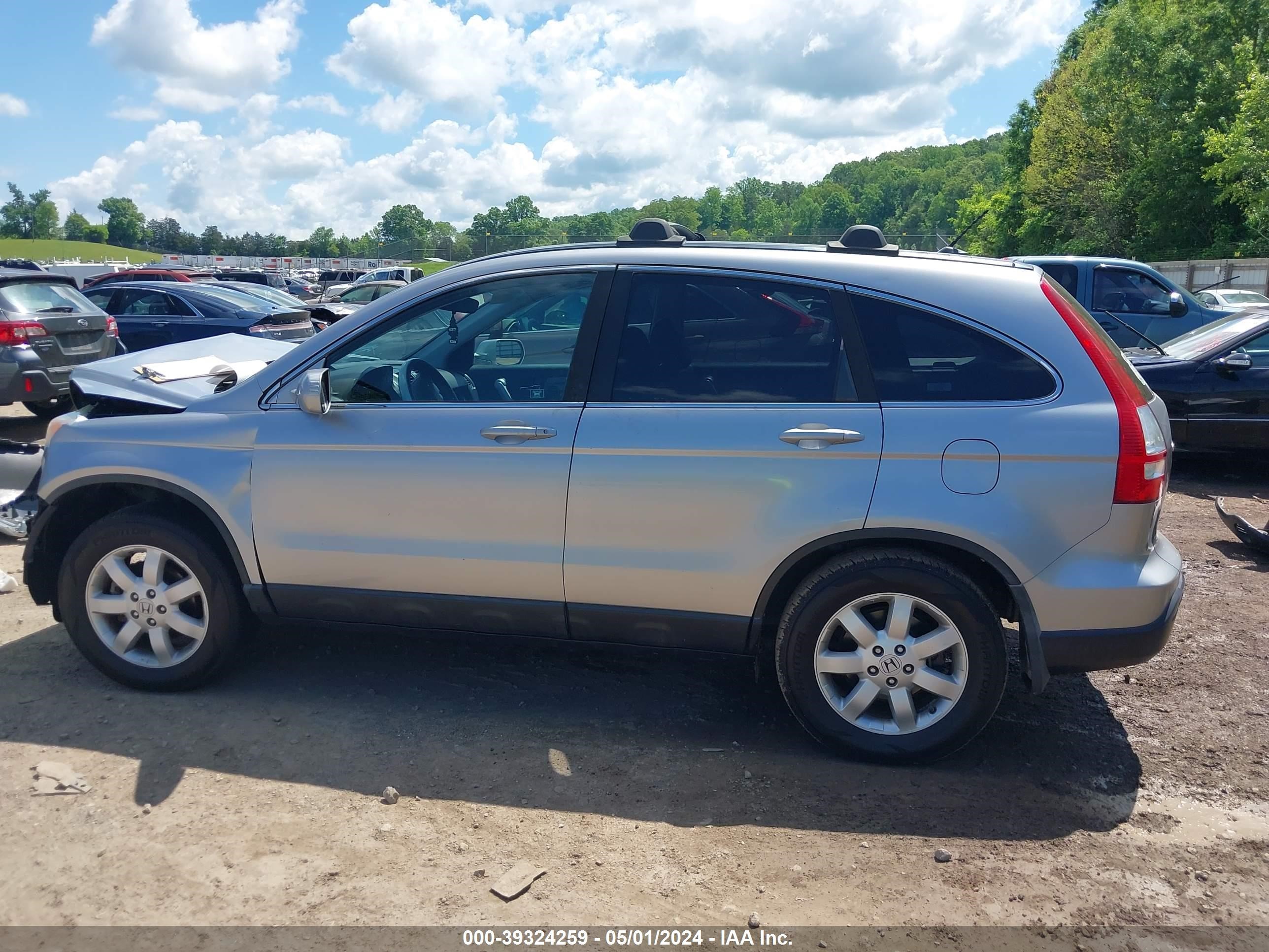 Photo 13 VIN: 5J6RE48707L007969 - HONDA CR-V 