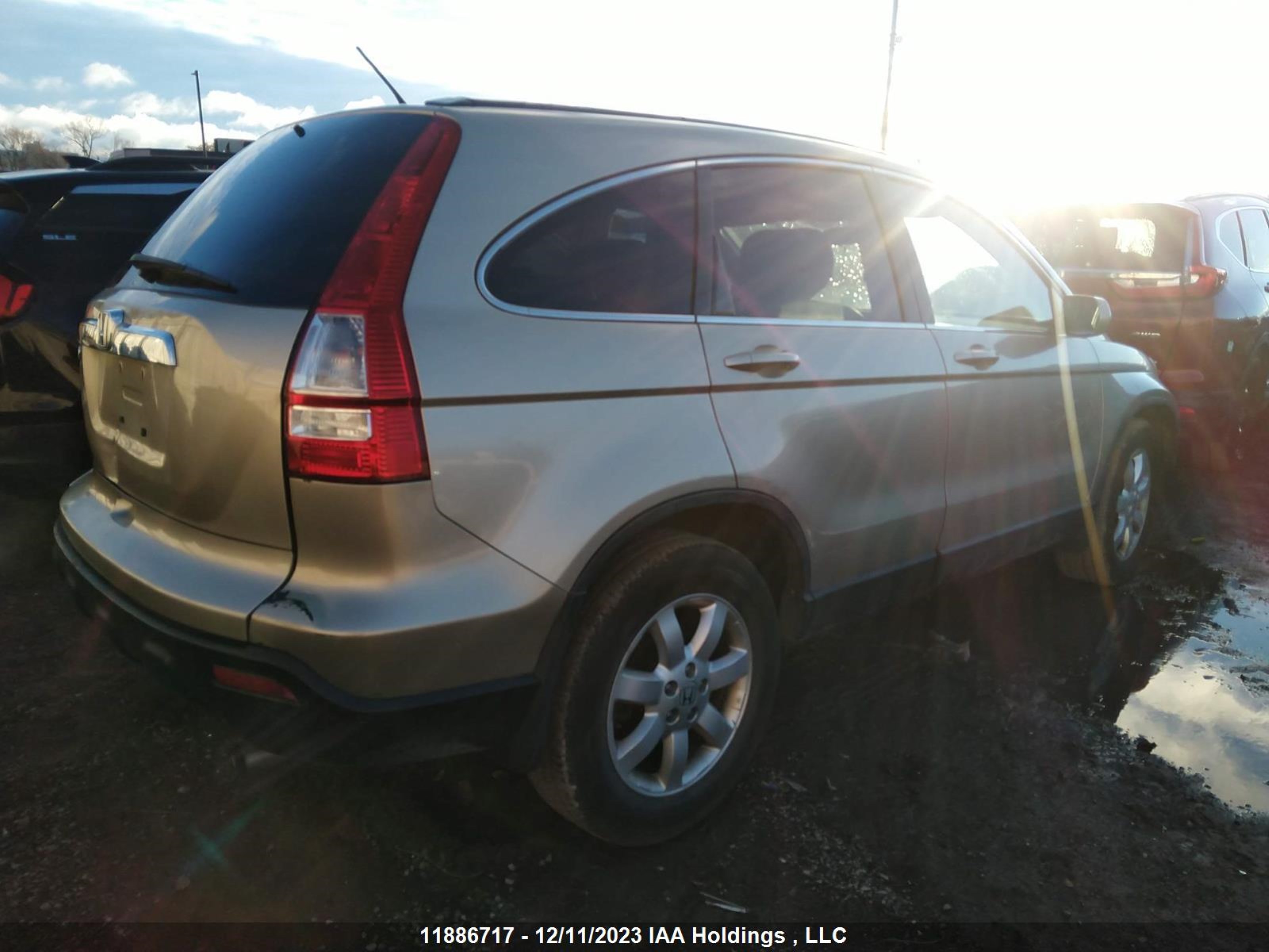 Photo 3 VIN: 5J6RE48718L821341 - HONDA CR-V 