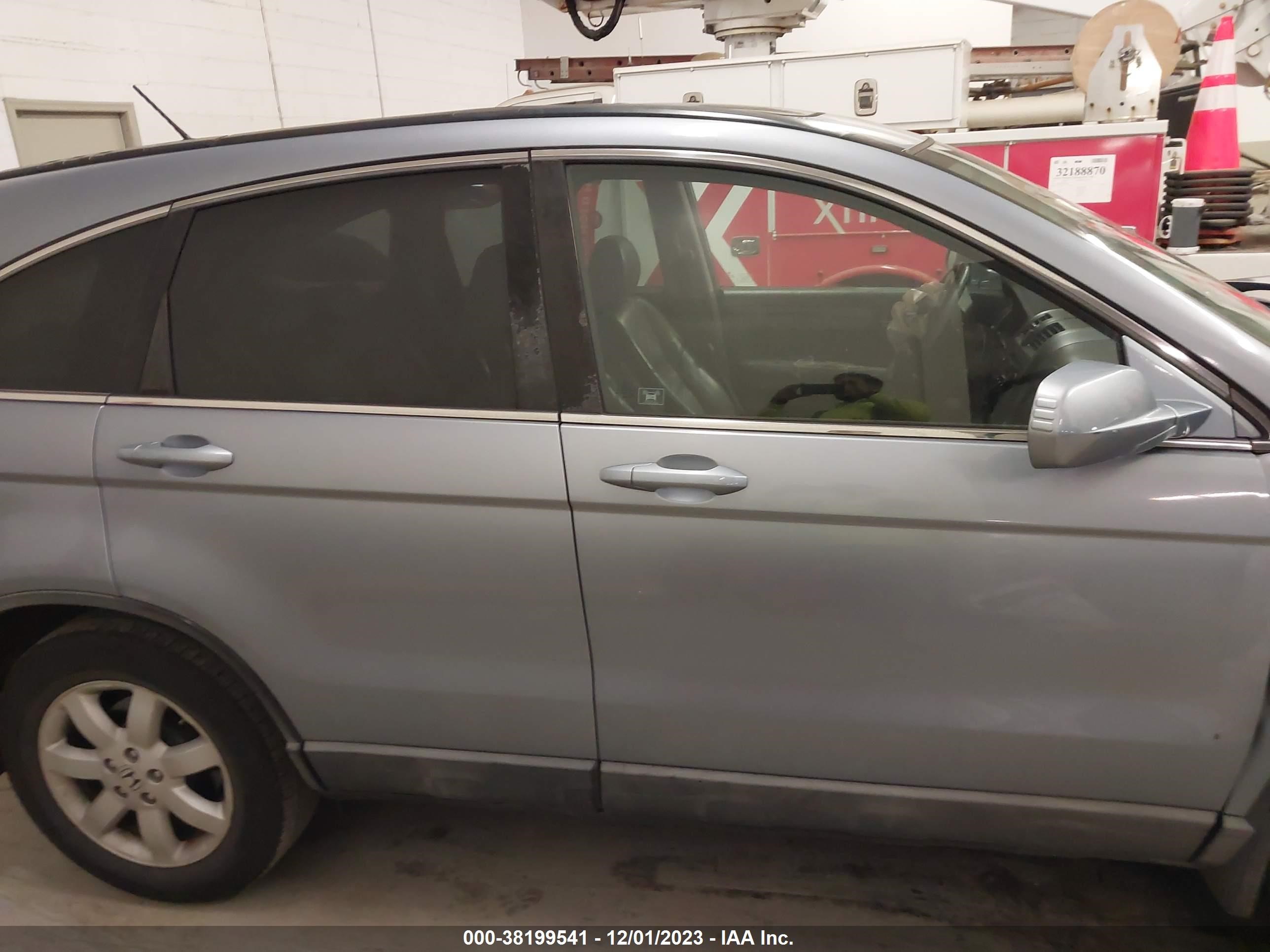 Photo 12 VIN: 5J6RE48749L069524 - HONDA CR-V 