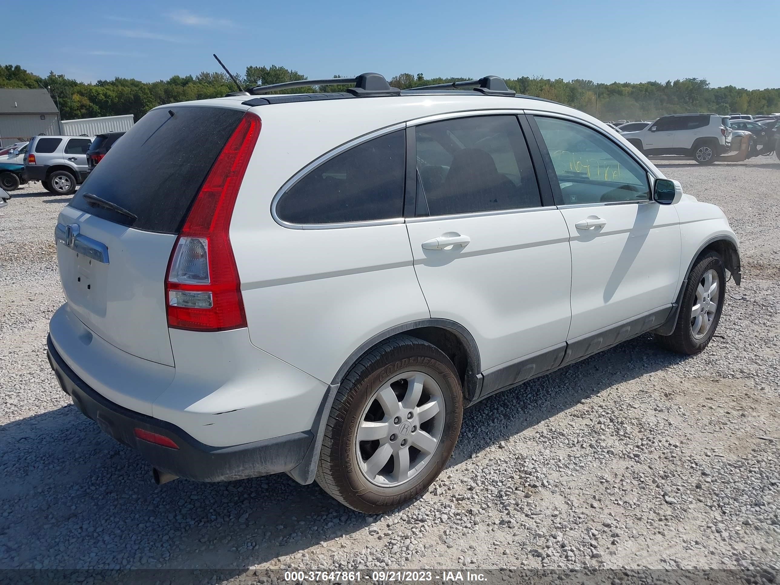 Photo 3 VIN: 5J6RE487X7L004979 - HONDA CR-V 