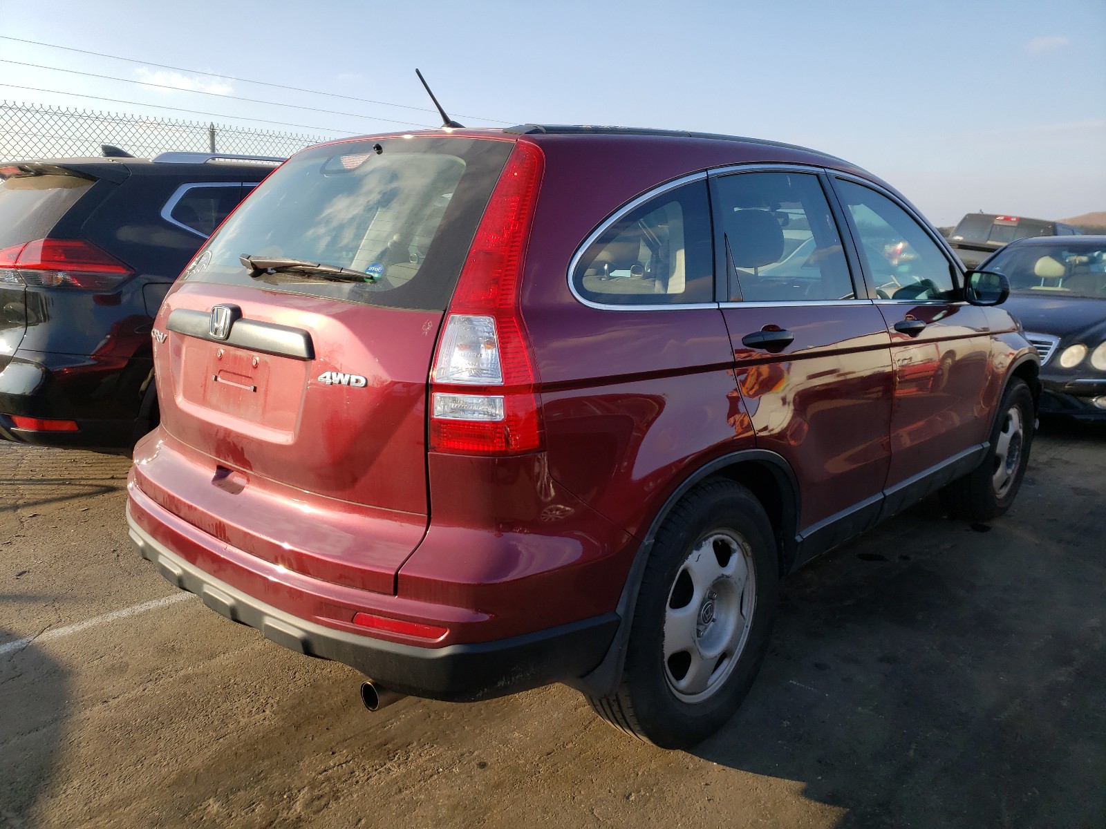 Photo 3 VIN: 5J6RE4H35BL052427 - HONDA CR-V LX 