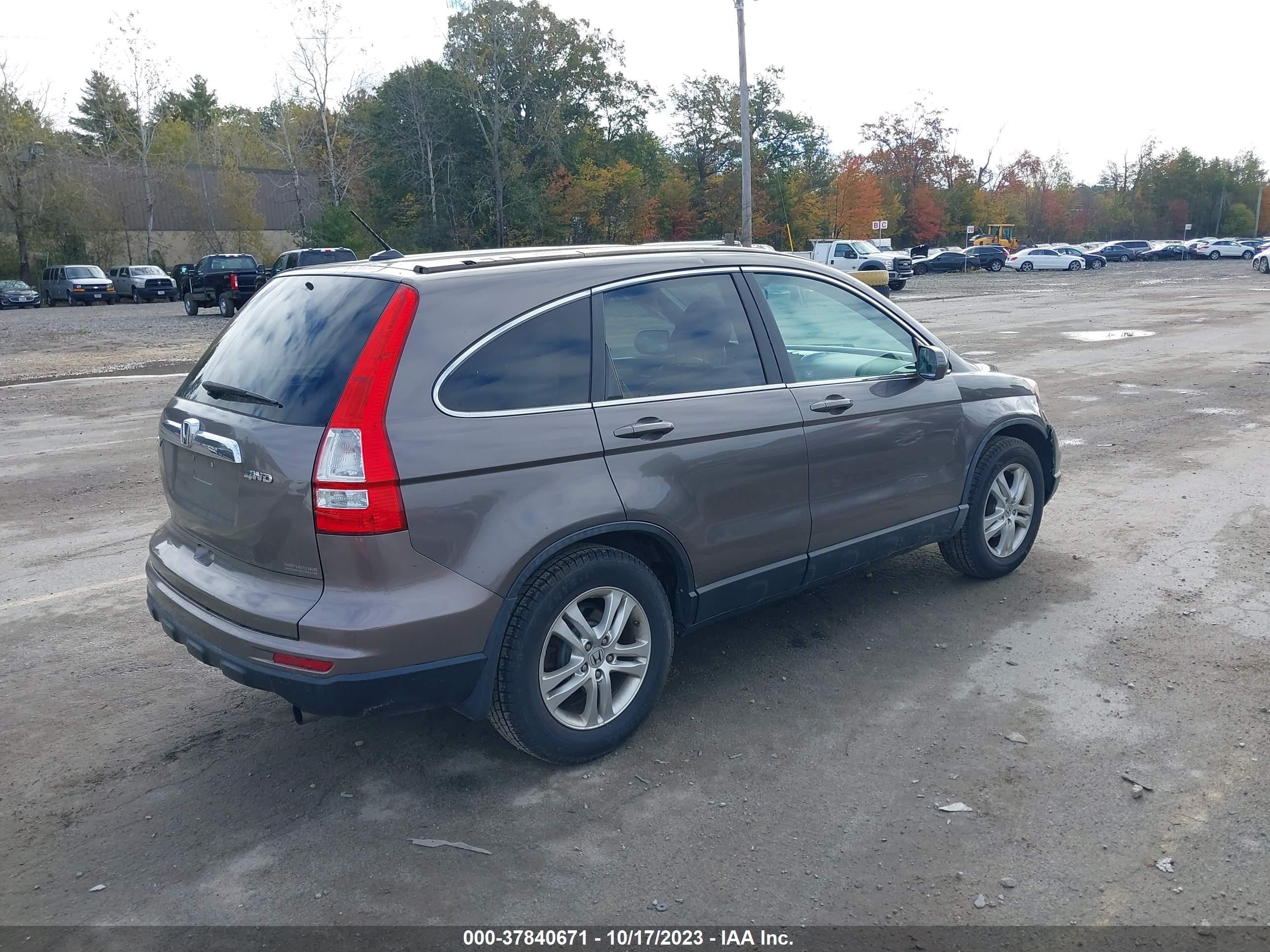 Photo 3 VIN: 5J6RE4H73AL016365 - HONDA CR-V 