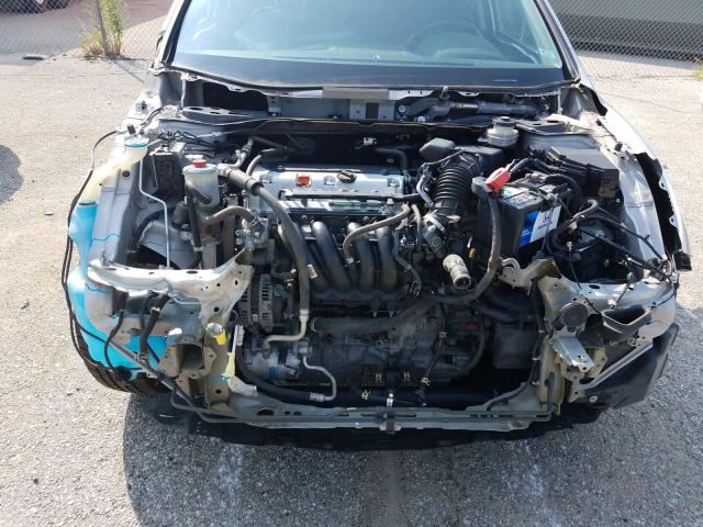 Photo 8 VIN: 5J6RE4H74BL068606 - HONDA CR-V EXL 