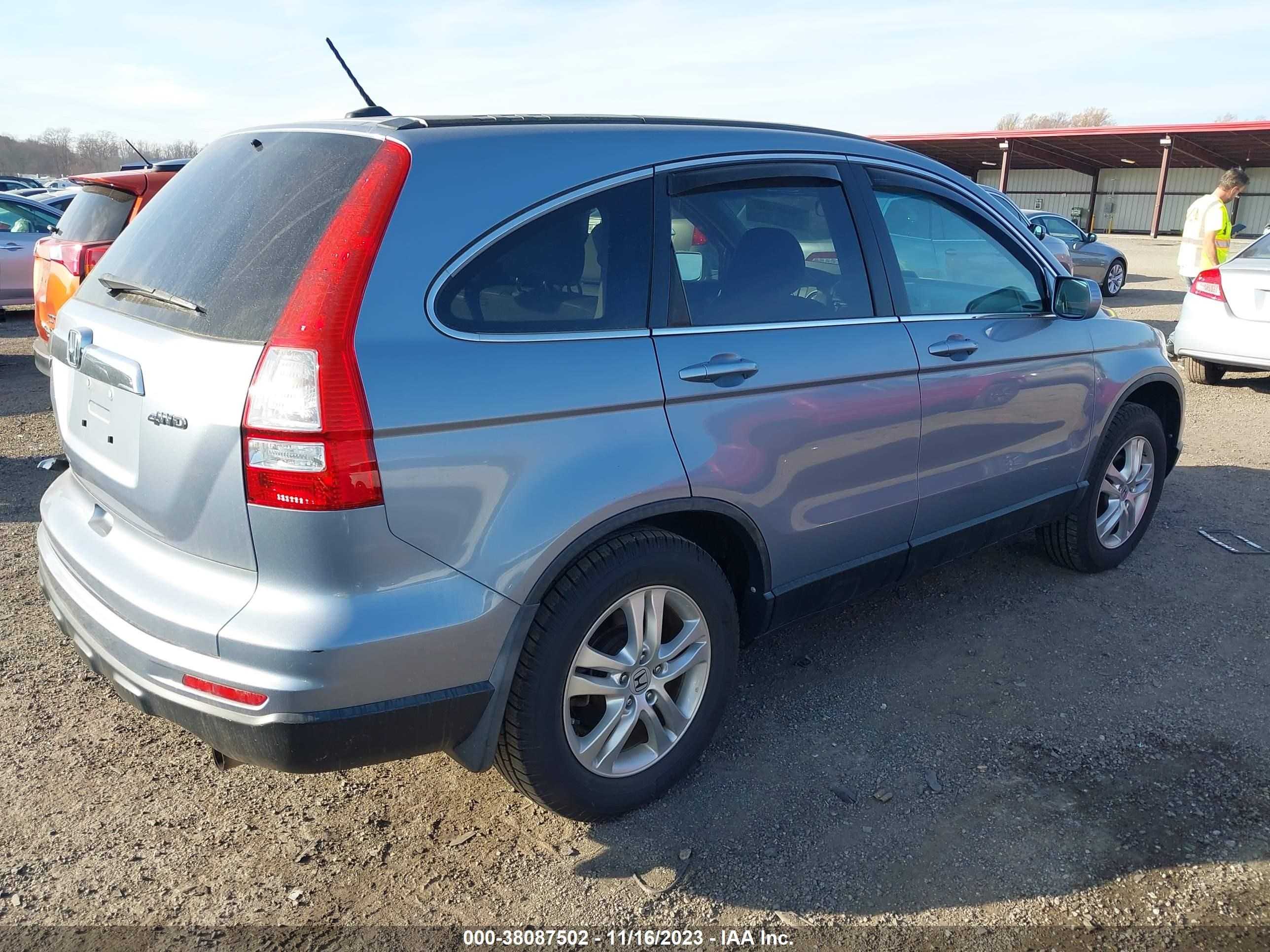 Photo 3 VIN: 5J6RE4H79AL078093 - HONDA CR-V 