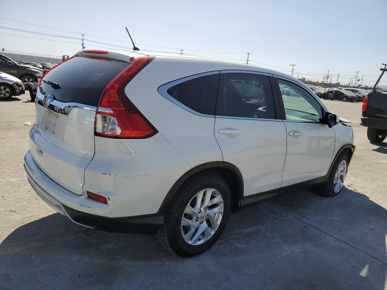 Photo 2 VIN: 5J6RM3H56FL012586 - HONDA CR-V 