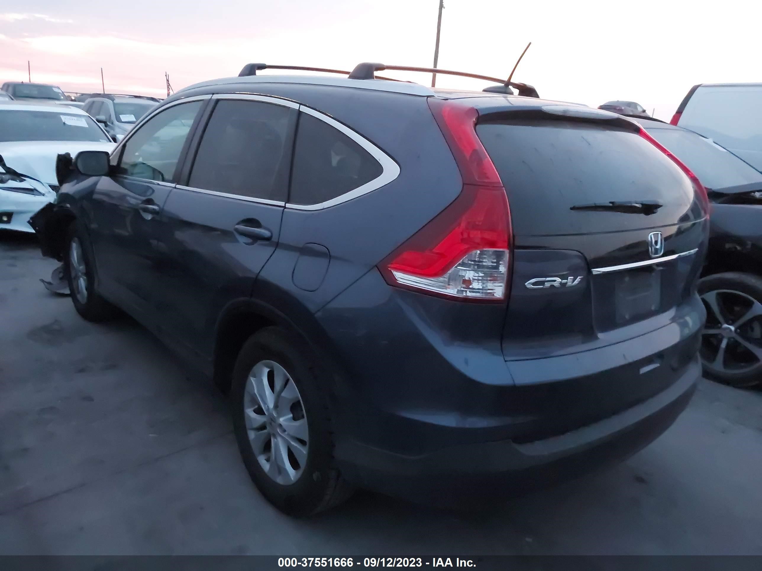 Photo 2 VIN: 5J6RM3H70CL044401 - HONDA CR-V 