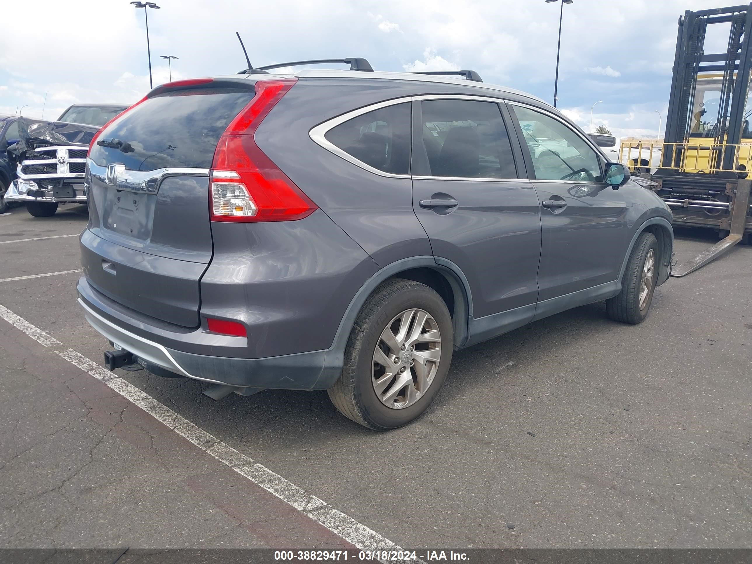 Photo 3 VIN: 5J6RM3H71FL001853 - HONDA CR-V 