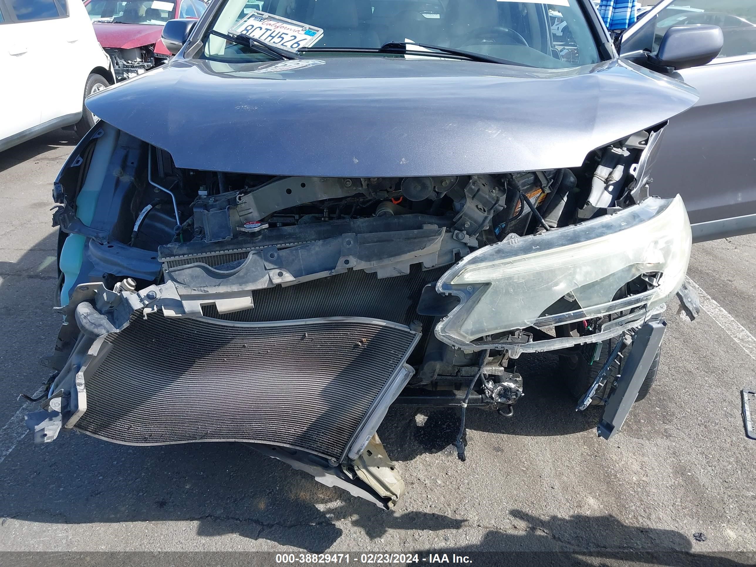 Photo 5 VIN: 5J6RM3H71FL001853 - HONDA CR-V 