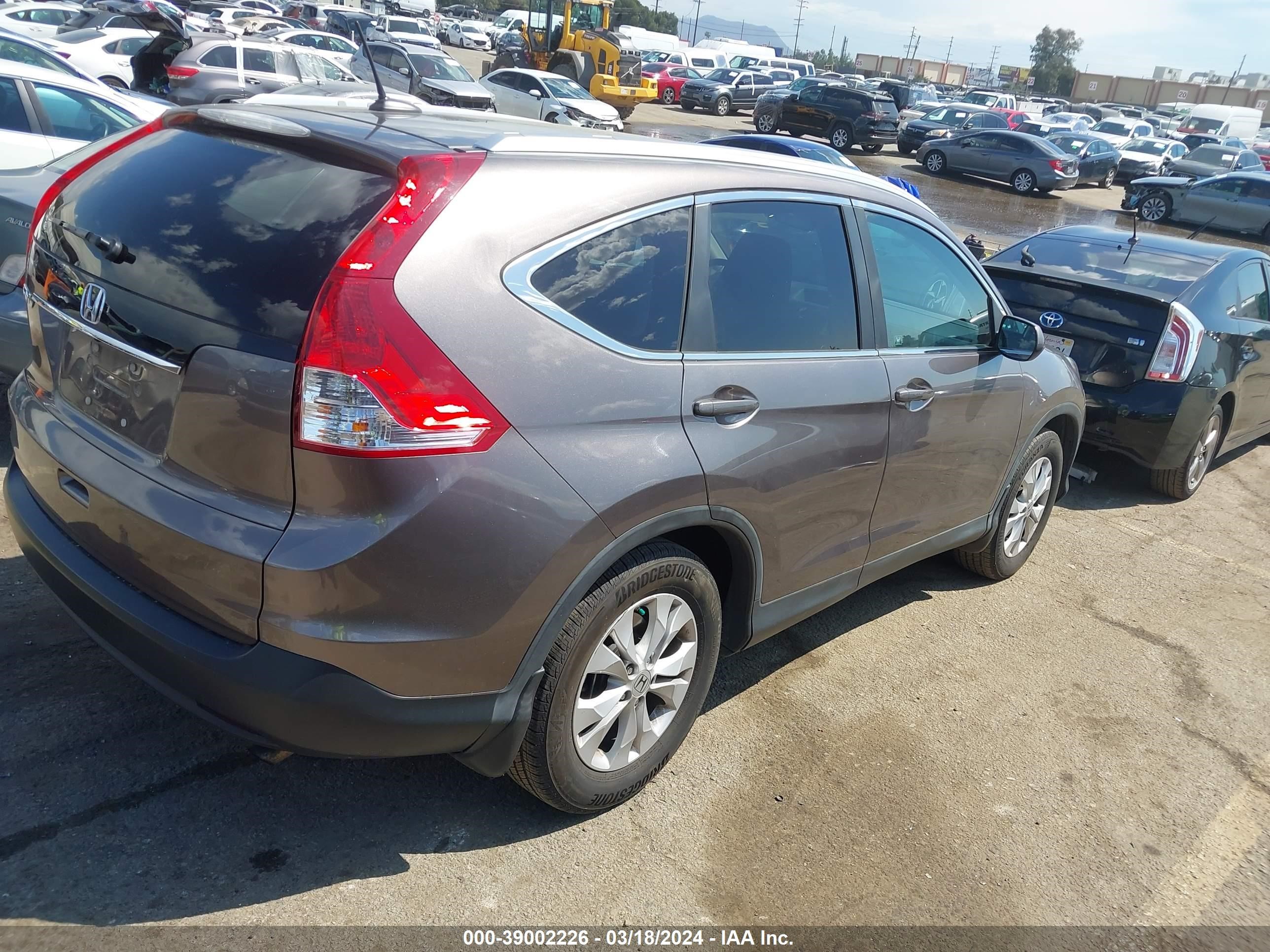 Photo 3 VIN: 5J6RM3H73CL005253 - HONDA CR-V 