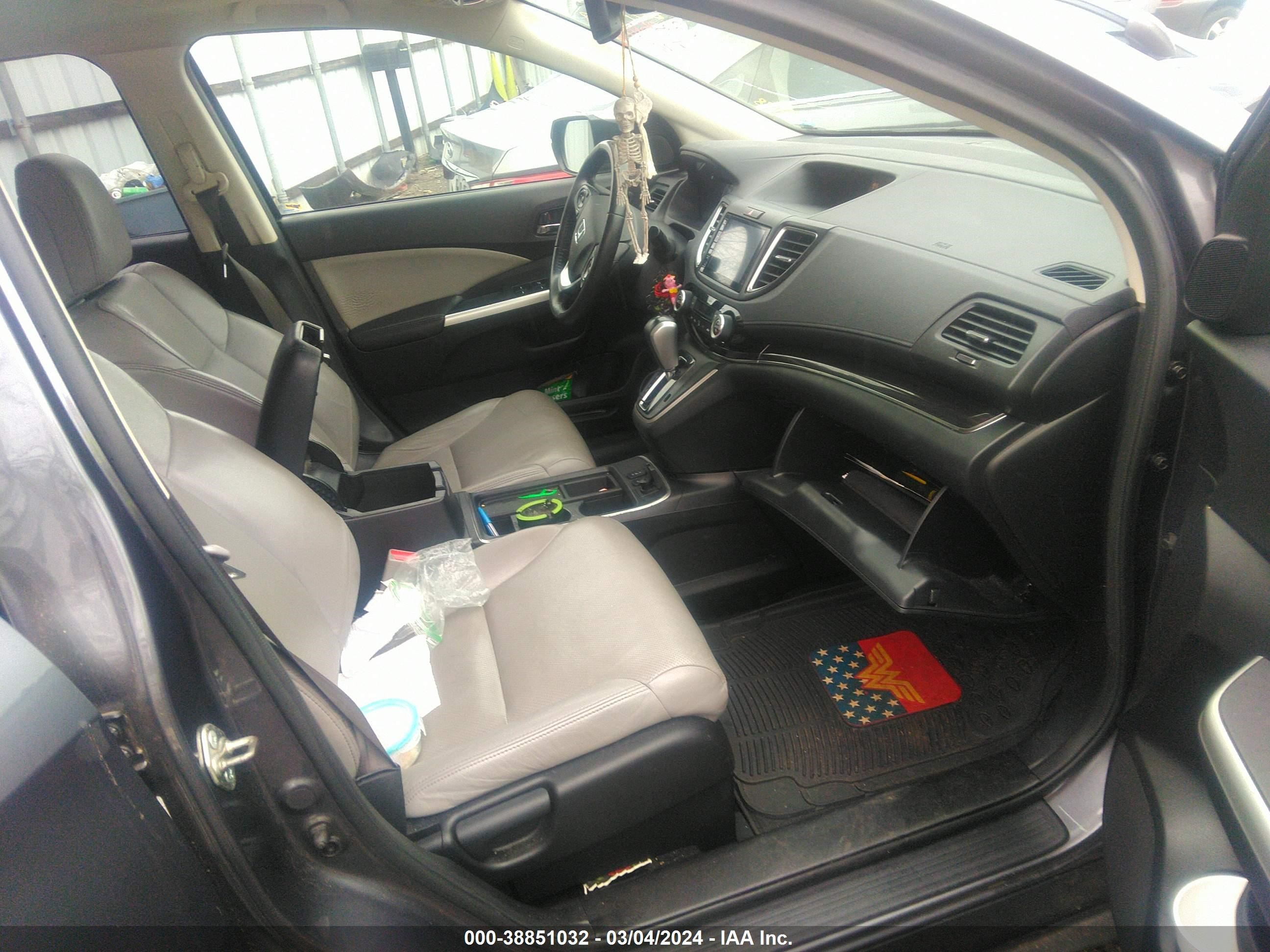 Photo 4 VIN: 5J6RM3H90GL017934 - HONDA CR-V 