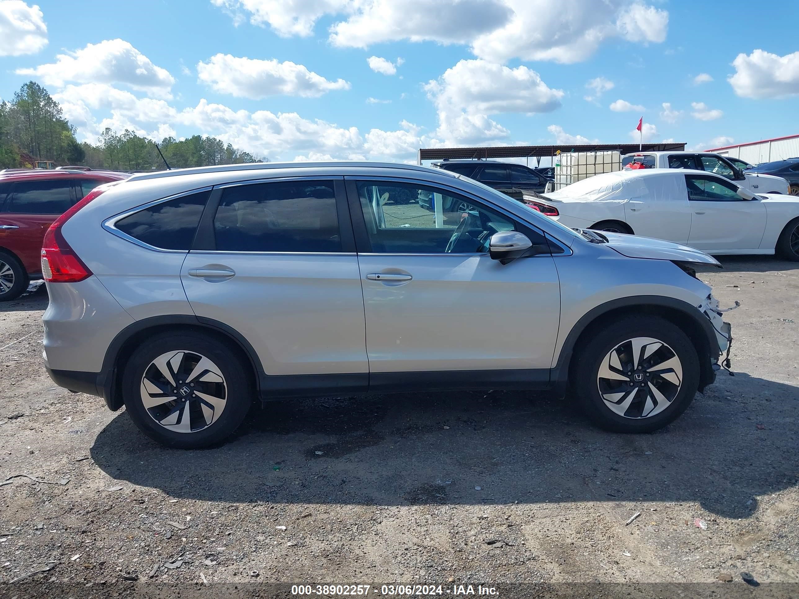 Photo 13 VIN: 5J6RM3H95GL018626 - HONDA CR-V 