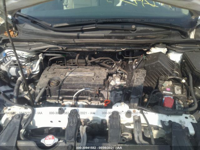 Photo 9 VIN: 5J6RM4H3XFL028388 - HONDA CR-V 