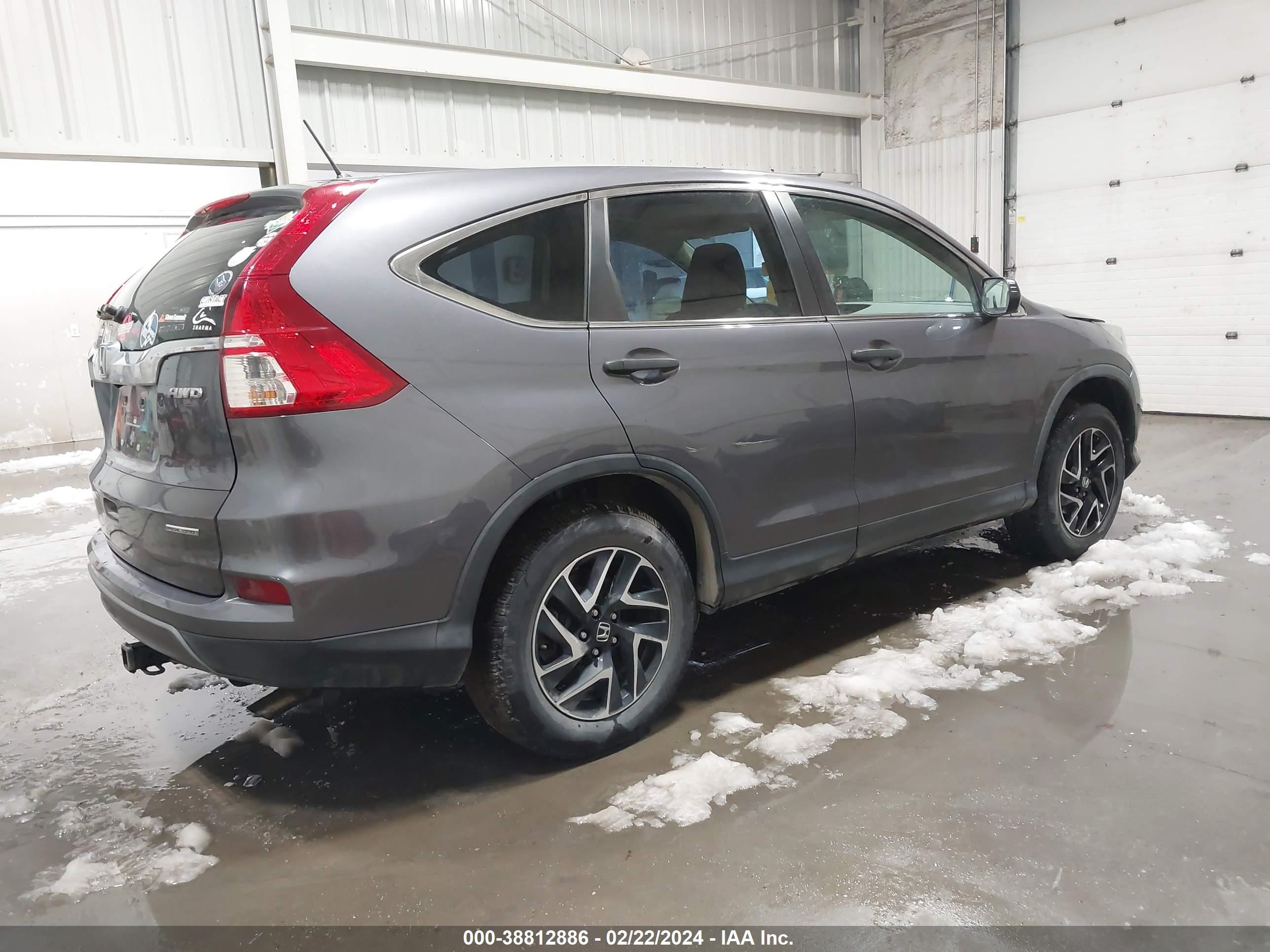 Photo 3 VIN: 5J6RM4H41GL068997 - HONDA CR-V 