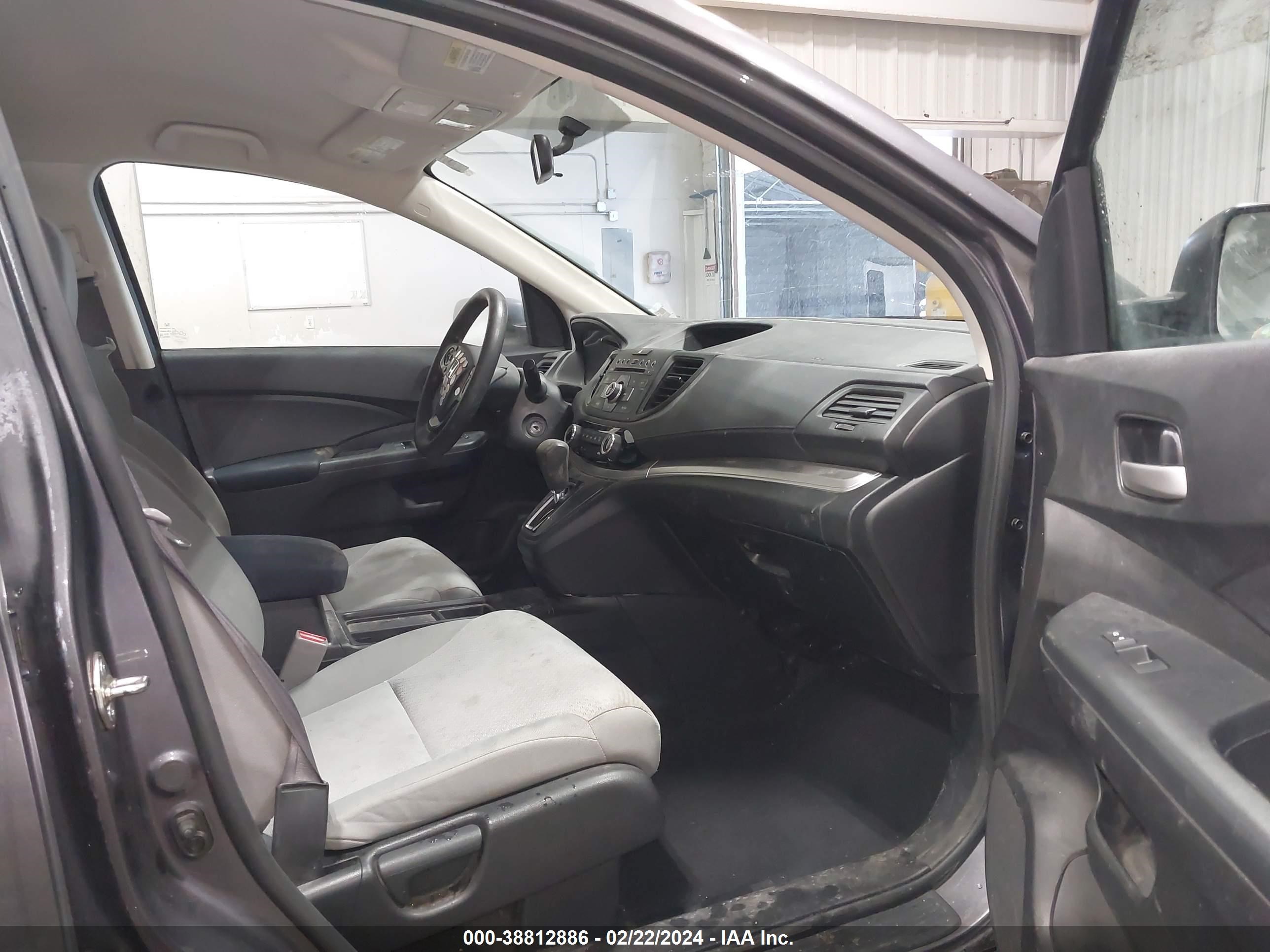 Photo 4 VIN: 5J6RM4H41GL068997 - HONDA CR-V 