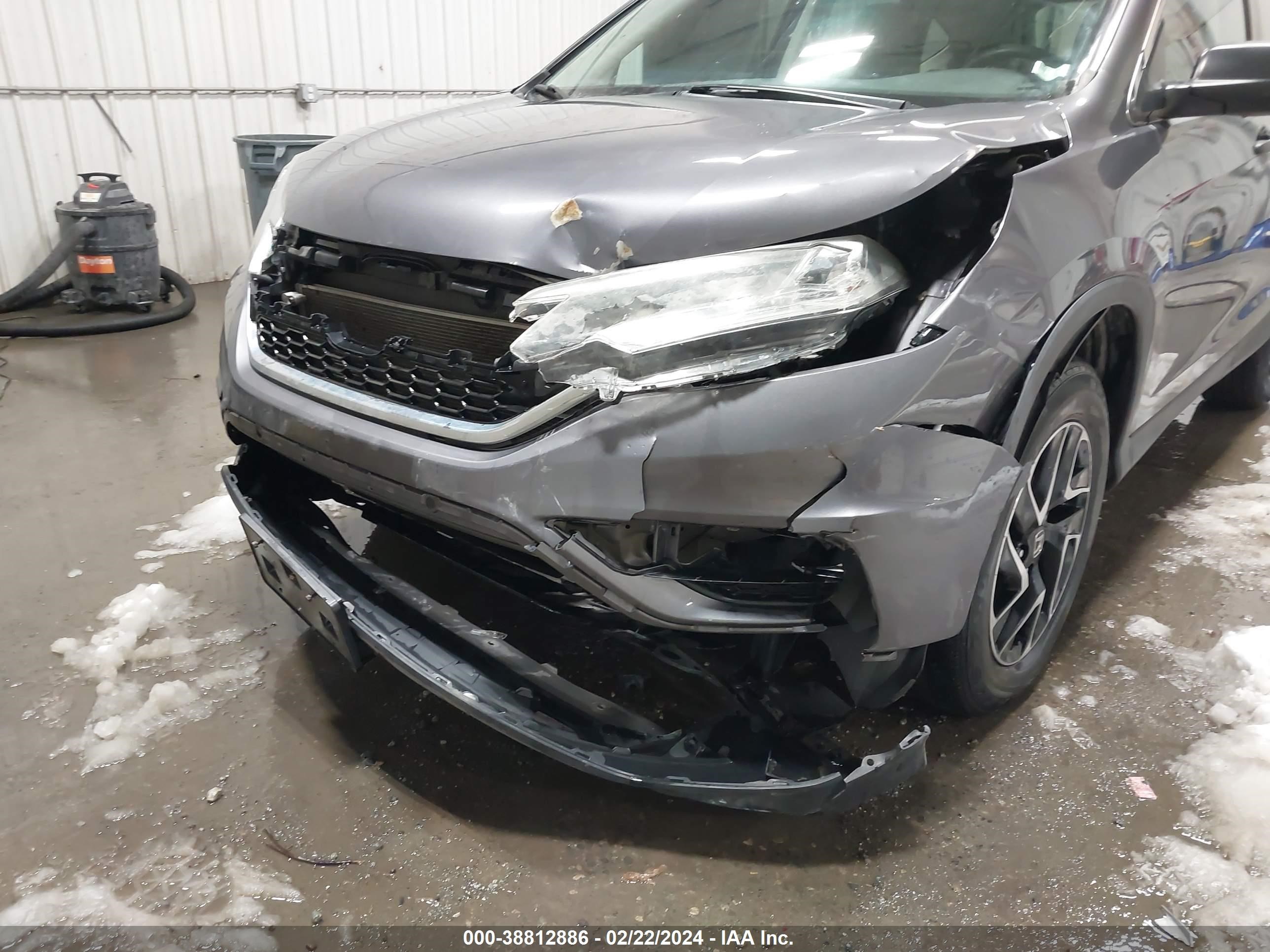 Photo 5 VIN: 5J6RM4H41GL068997 - HONDA CR-V 