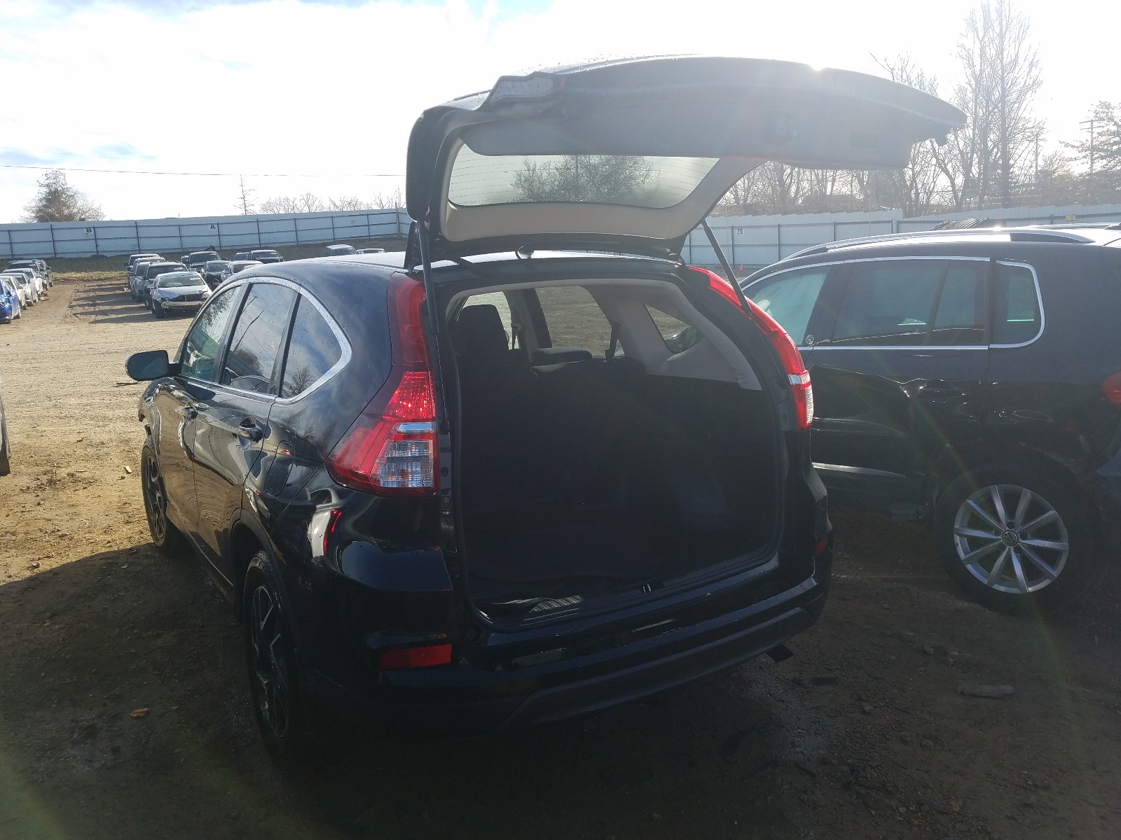 Photo 2 VIN: 5J6RM4H45GL098908 - HONDA CR-V SE 