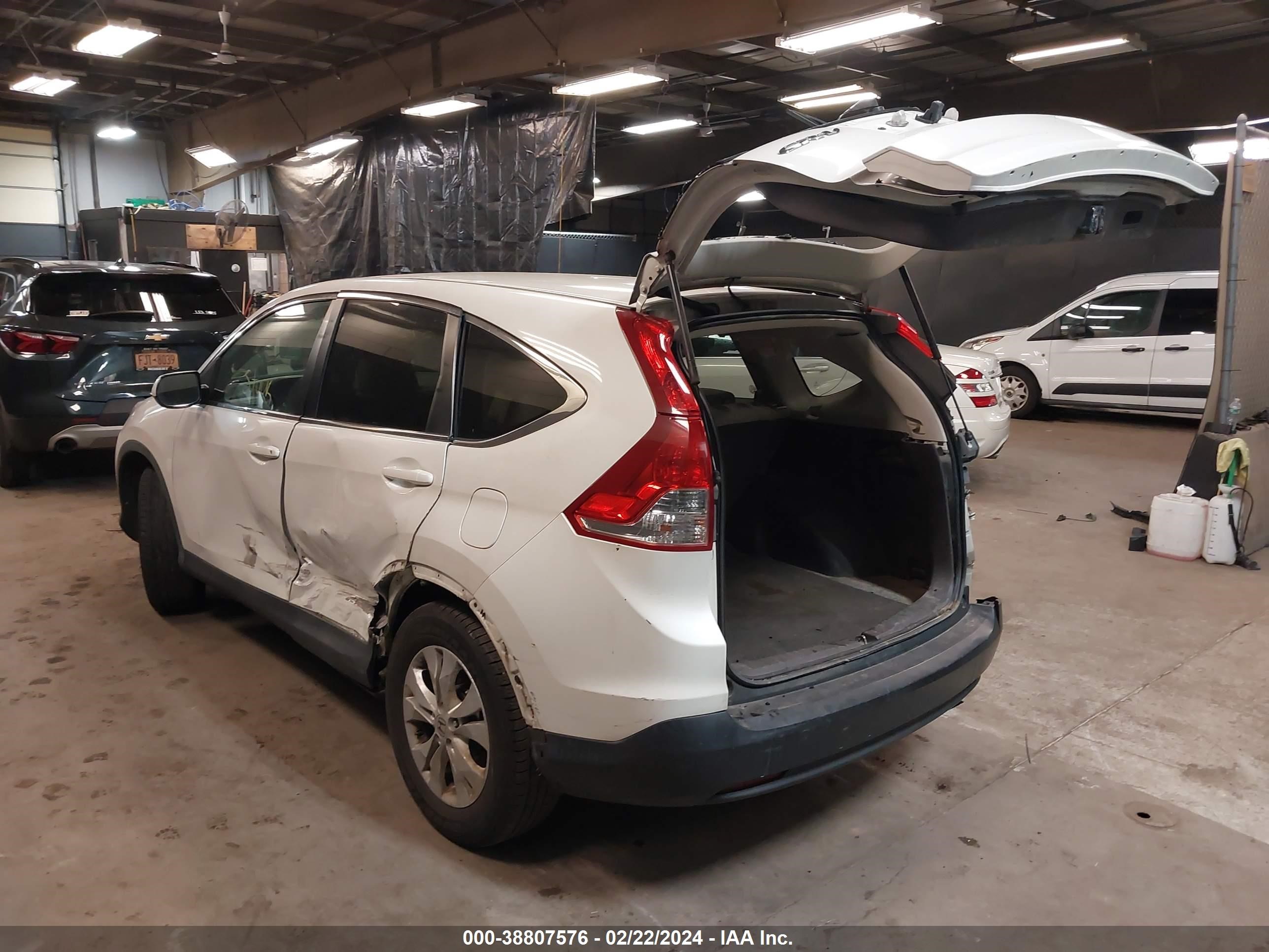 Photo 2 VIN: 5J6RM4H52EL013156 - HONDA CR-V 