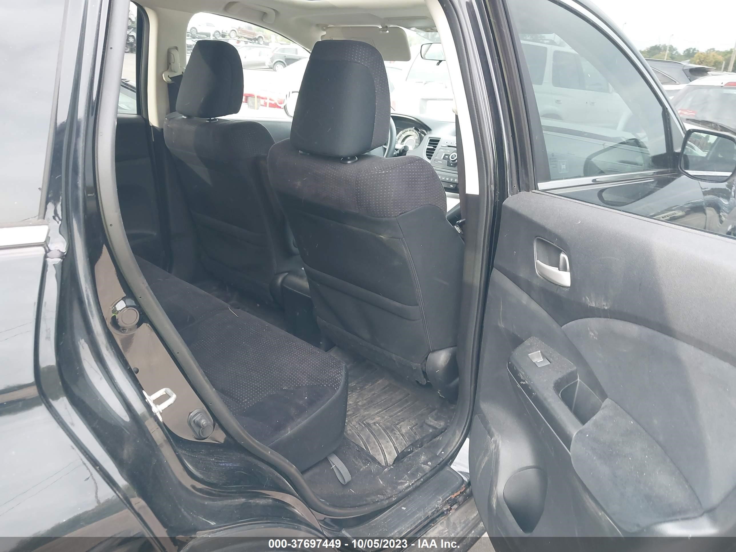 Photo 7 VIN: 5J6RM4H5XCL011104 - HONDA CR-V 