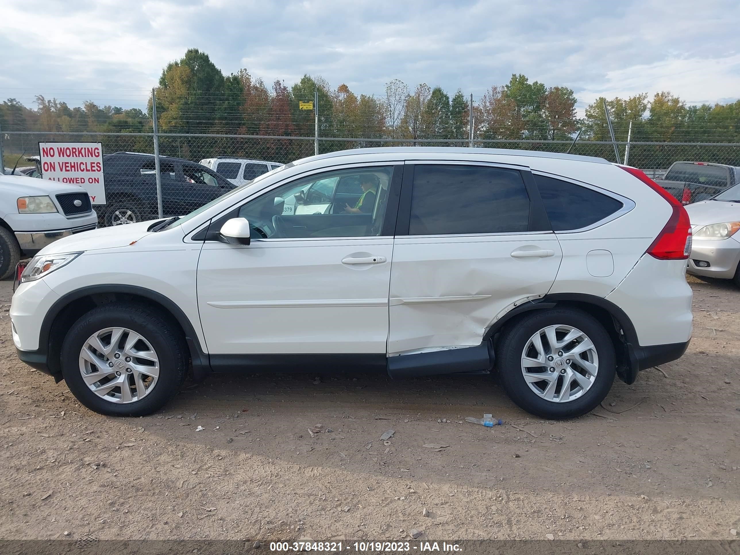 Photo 14 VIN: 5J6RM4H70GL071447 - HONDA CR-V 