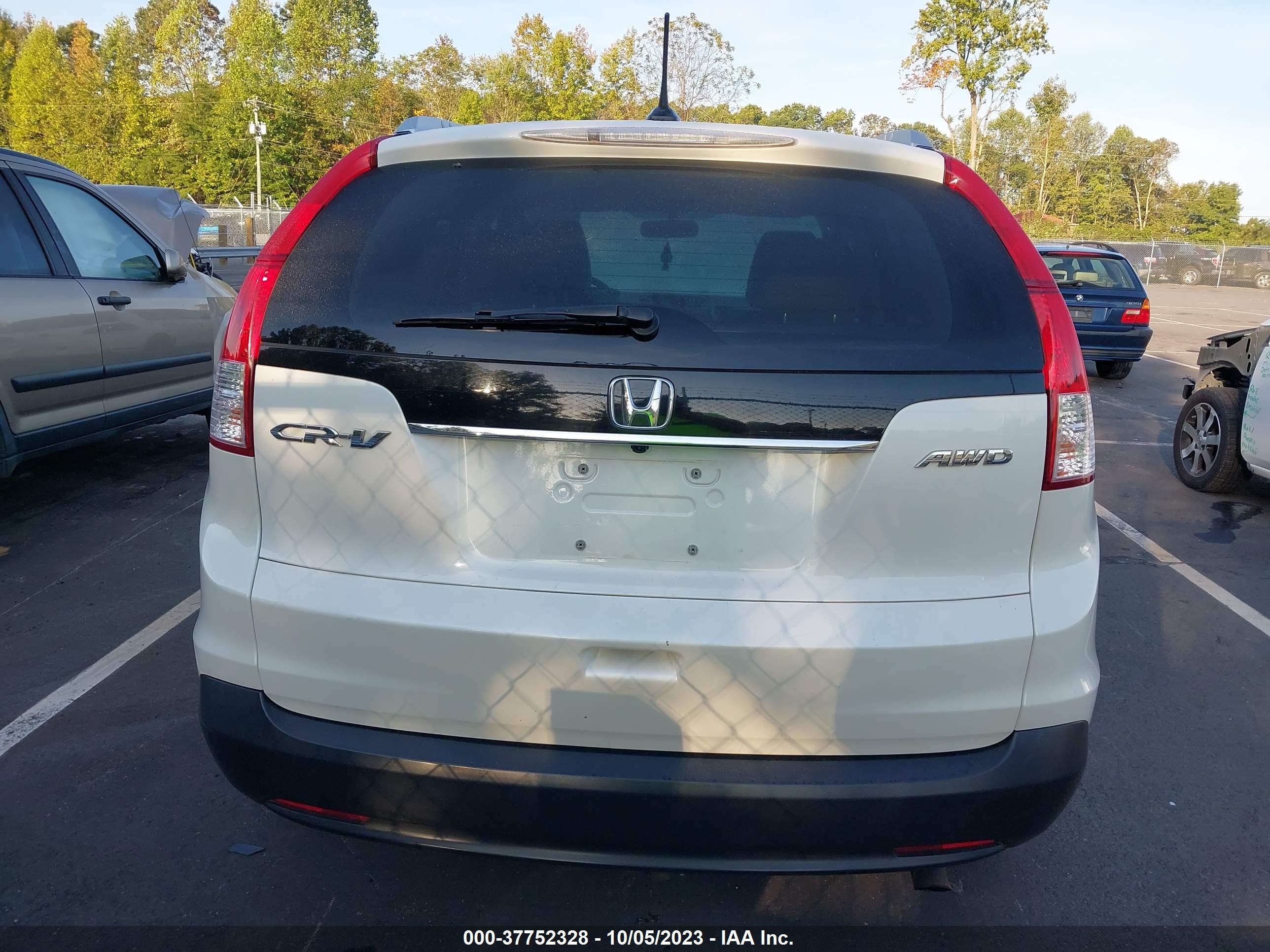 Photo 15 VIN: 5J6RM4H72DL003520 - HONDA CR-V 