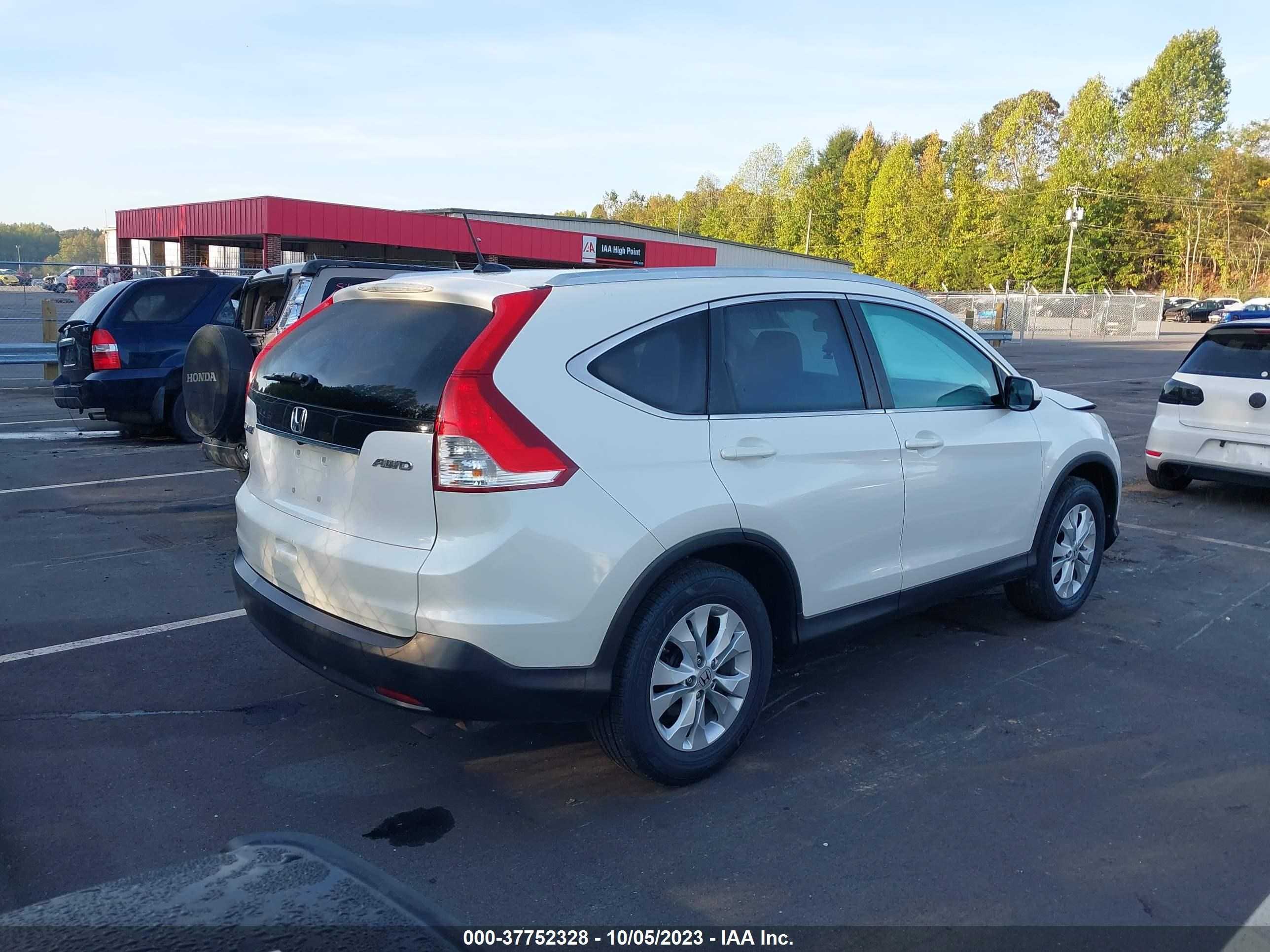 Photo 3 VIN: 5J6RM4H72DL003520 - HONDA CR-V 