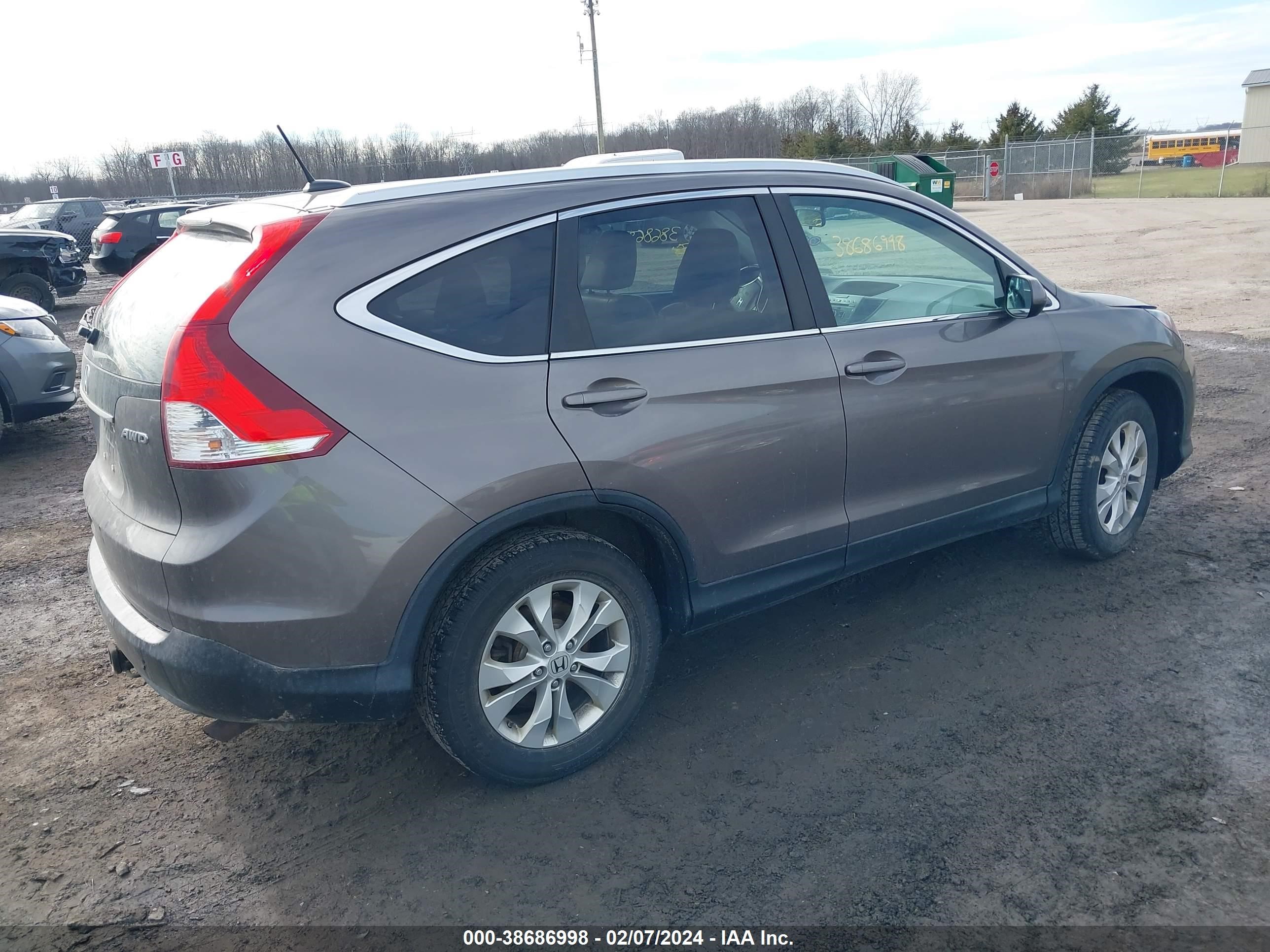 Photo 3 VIN: 5J6RM4H72DL080324 - HONDA CR-V 