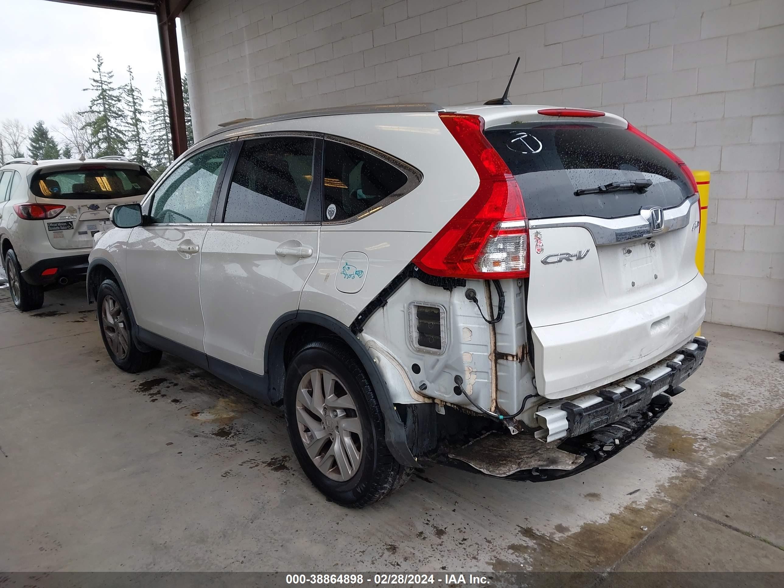 Photo 2 VIN: 5J6RM4H72FL036195 - HONDA CR-V 