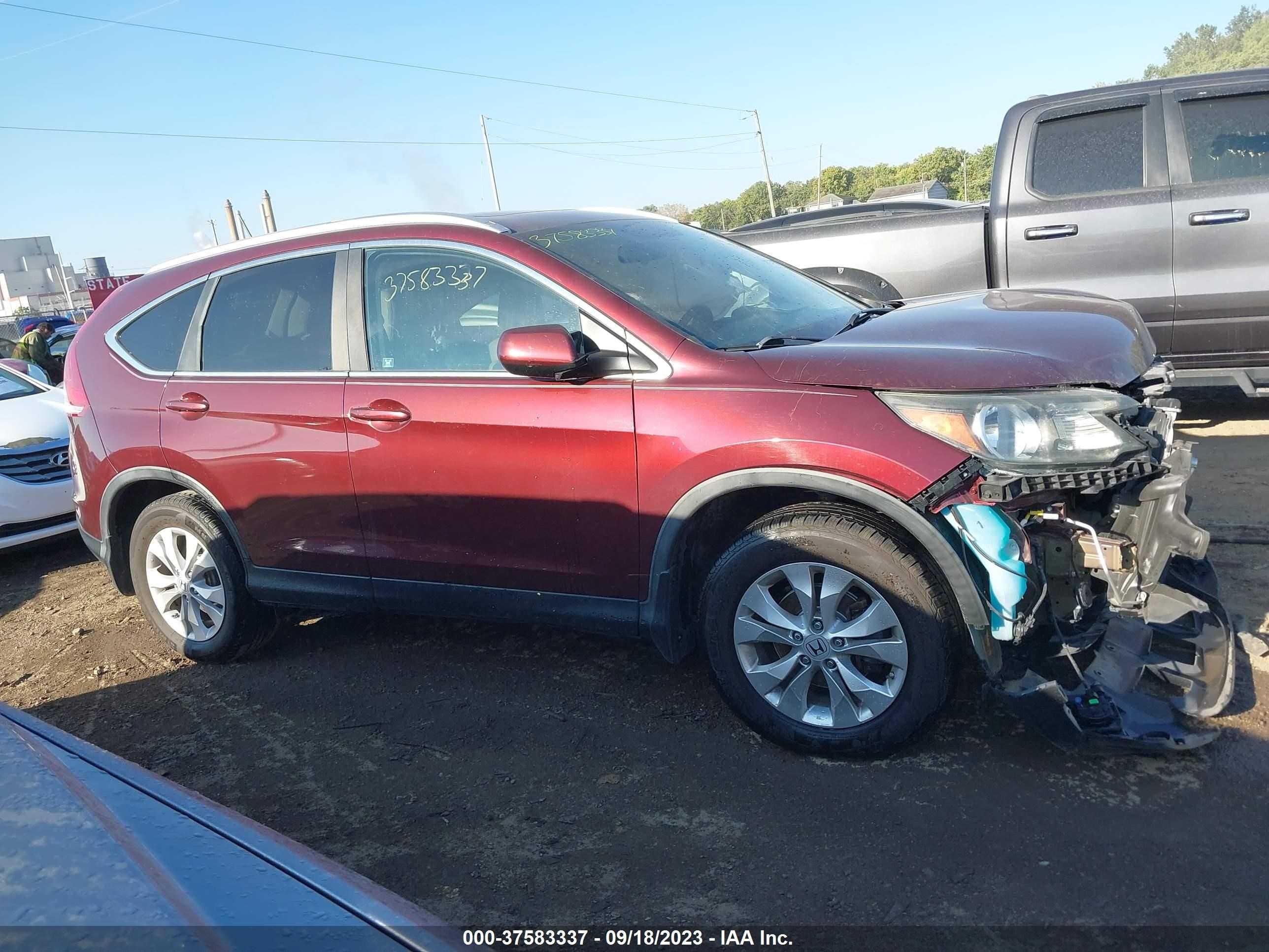 Photo 13 VIN: 5J6RM4H73CL060811 - HONDA CR-V 