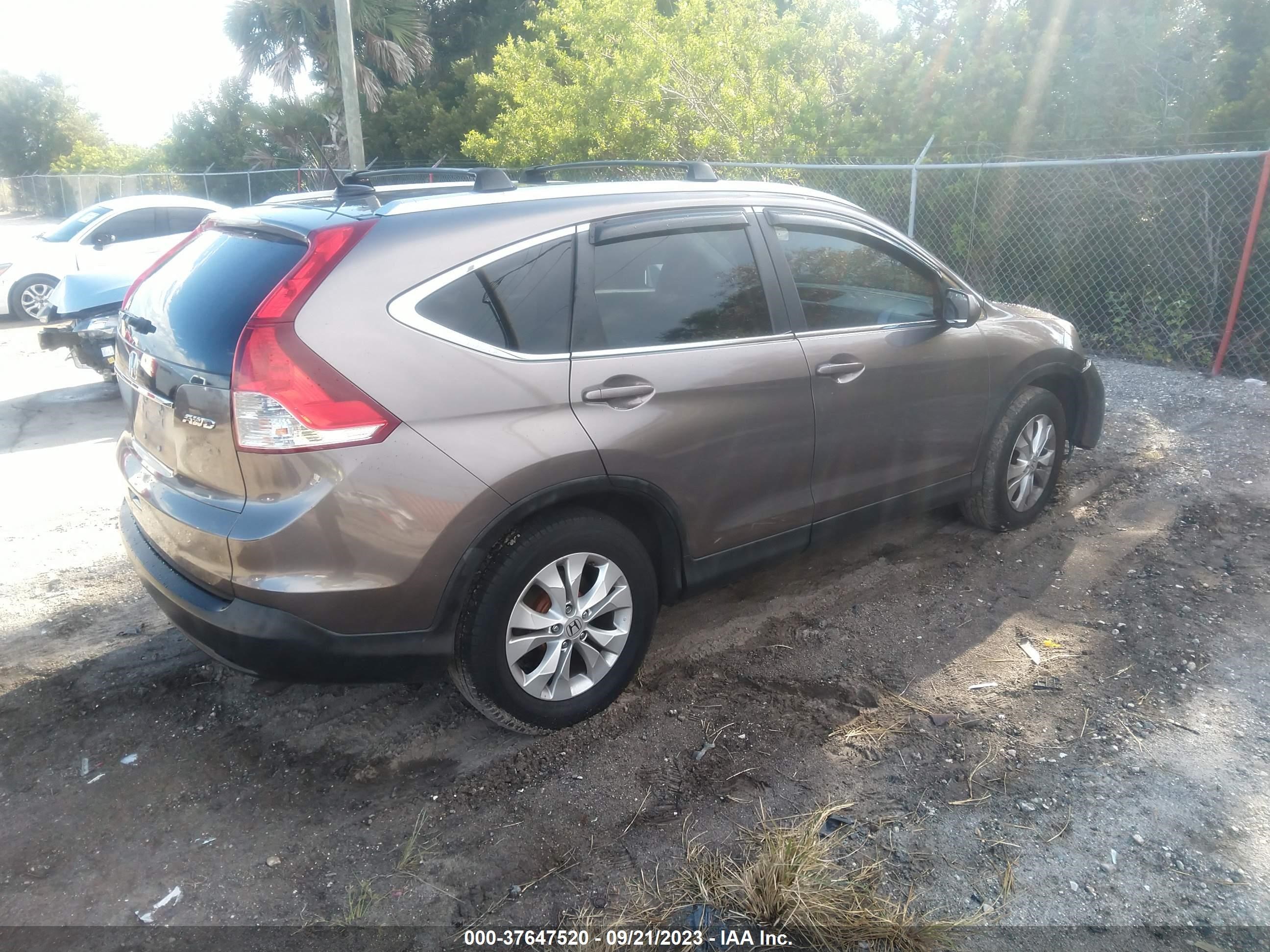 Photo 3 VIN: 5J6RM4H75EL013556 - HONDA CR-V 