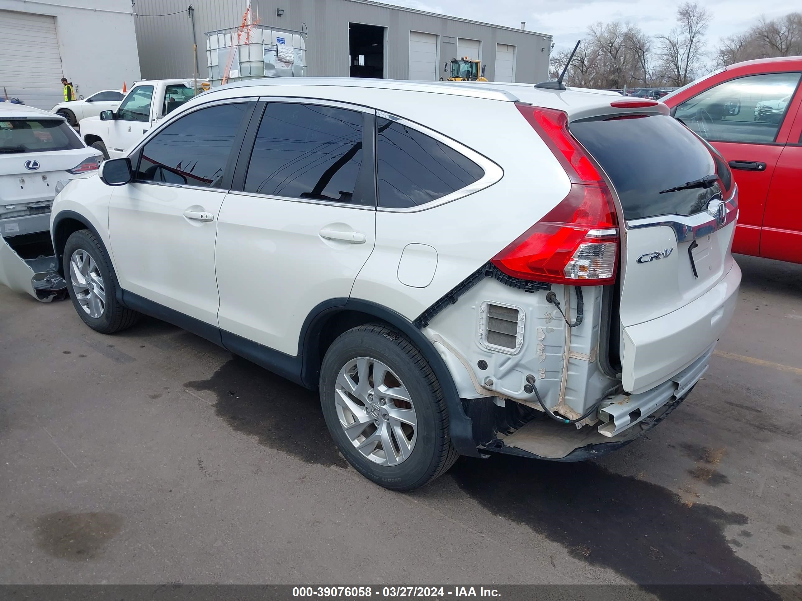 Photo 2 VIN: 5J6RM4H79FL045525 - HONDA CR-V 