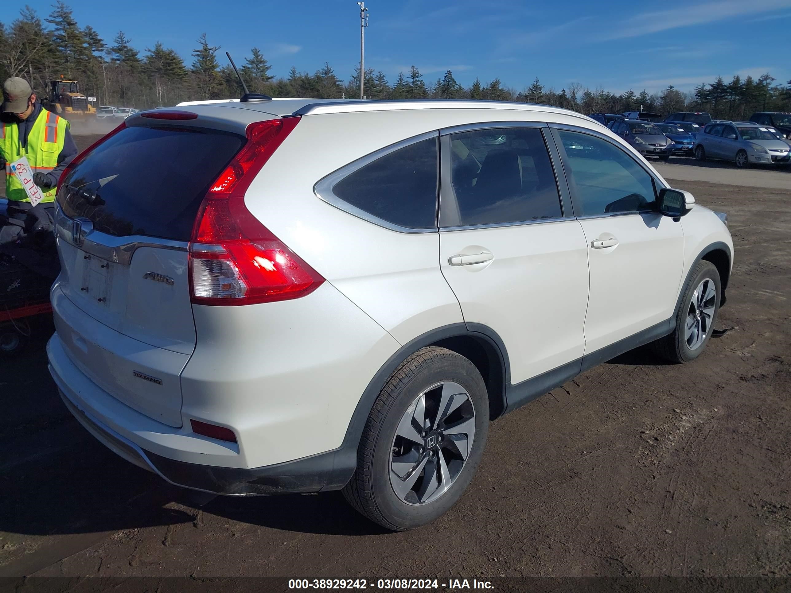 Photo 3 VIN: 5J6RM4H92FL033749 - HONDA CR-V 