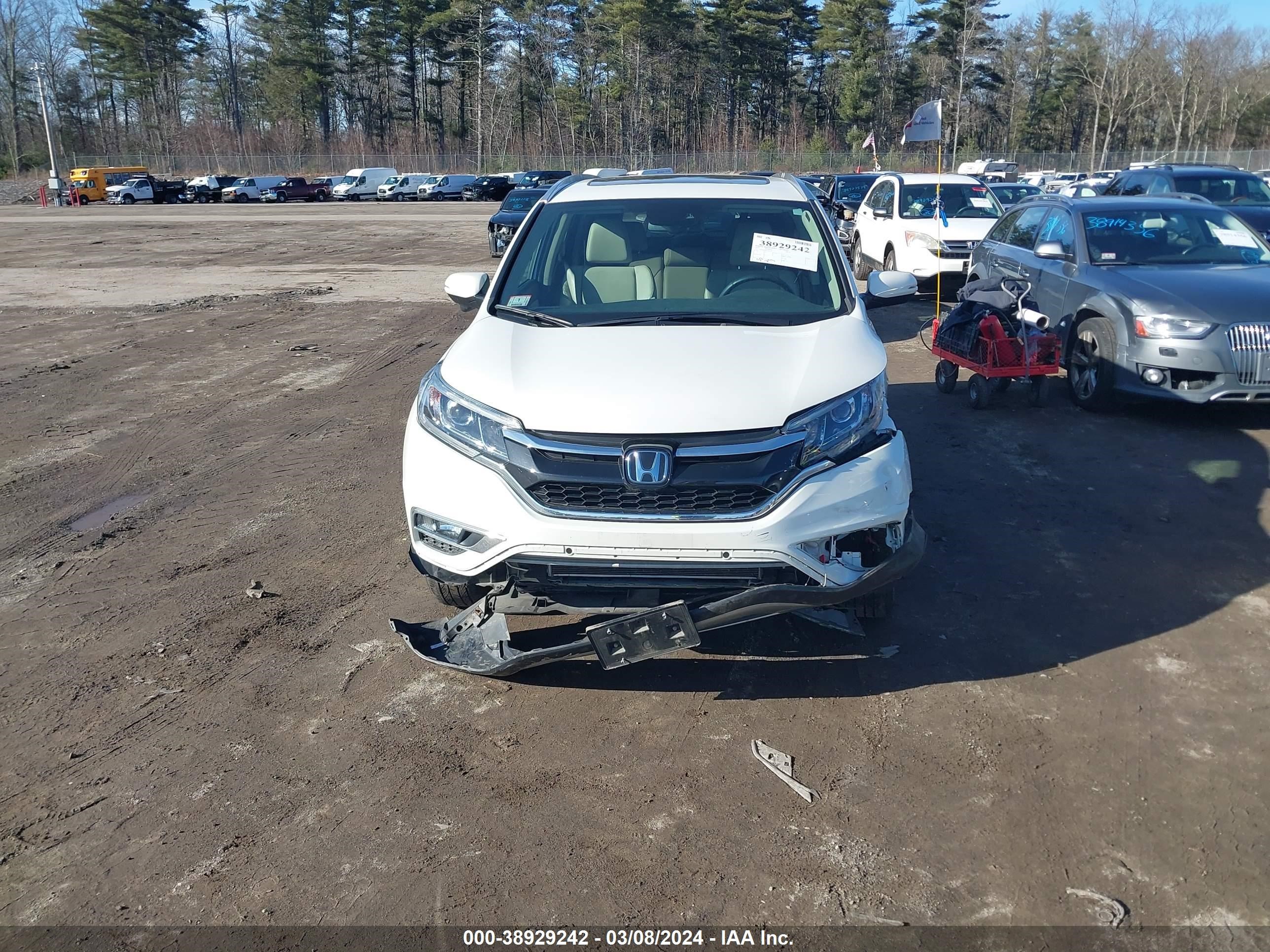 Photo 5 VIN: 5J6RM4H92FL033749 - HONDA CR-V 